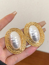 1 Pair Metal Asymmetrical Ruched Striped Ellipse Pearl Earrings