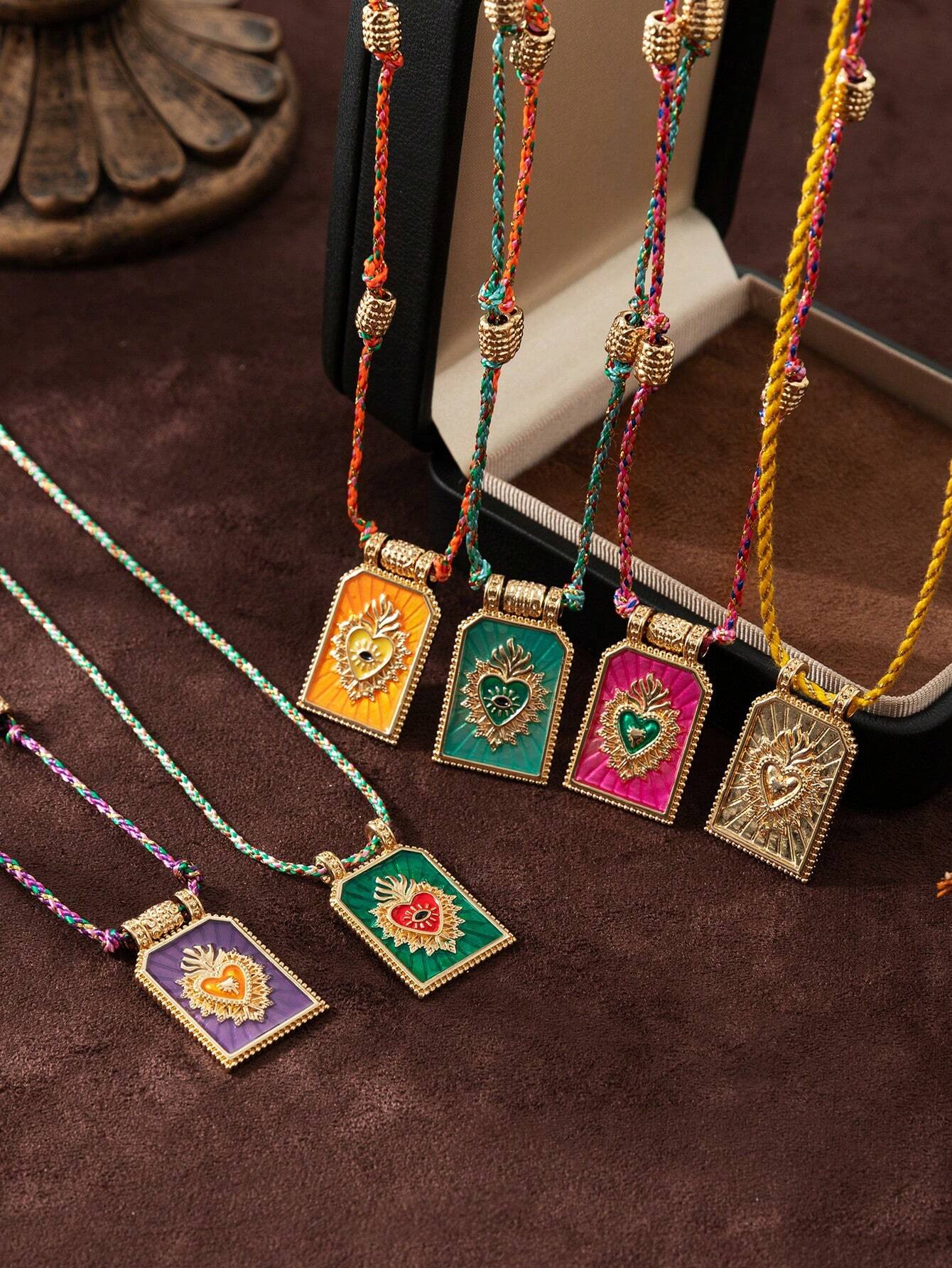 1Pc Boho-Chic Pendant Necklace With Heart Charm, Hand Woven Colored Rope