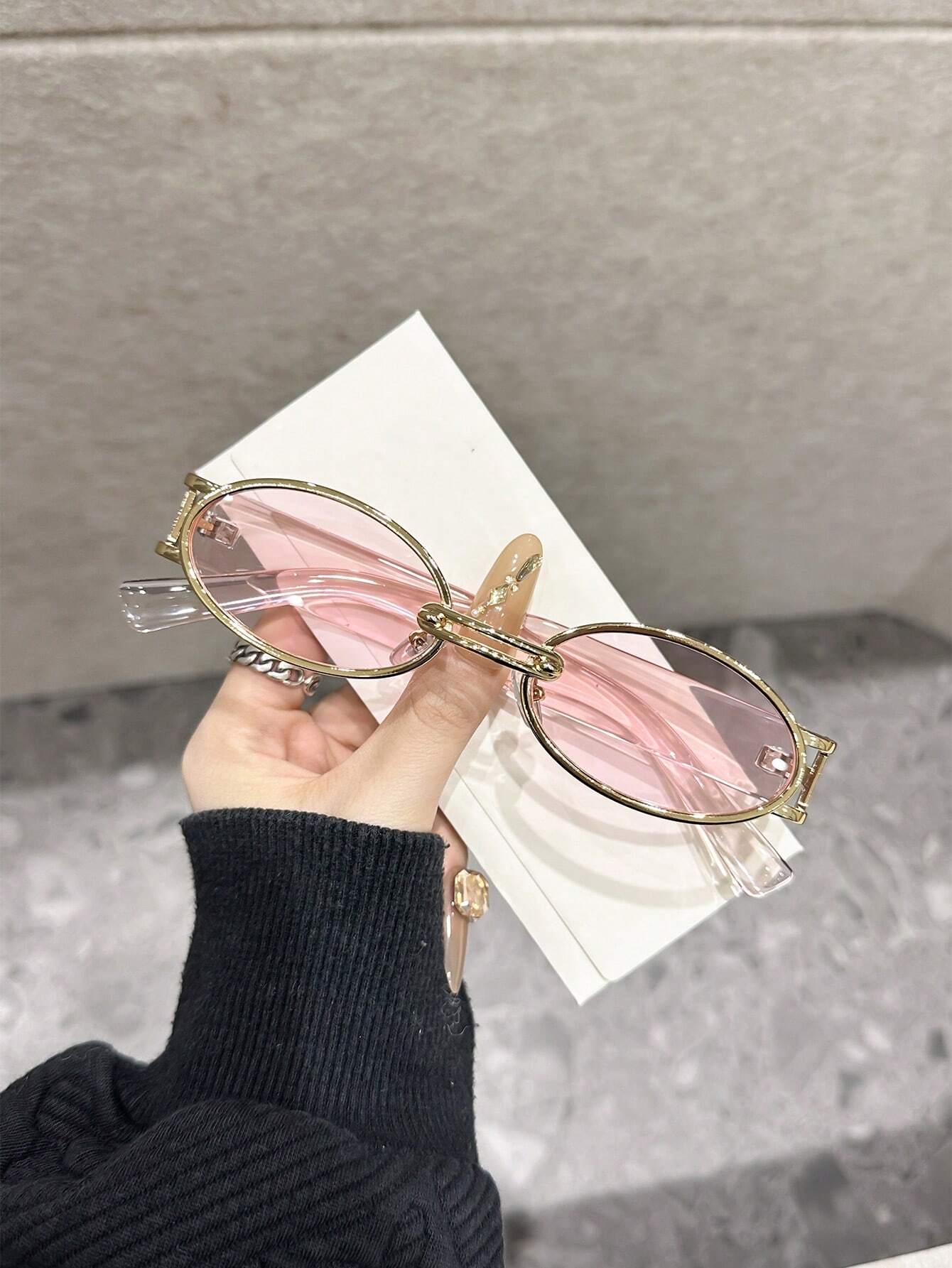 SHEIN 1 Pair Women's Oval Pink Frame Tinted Lens Cute & Fashion Glasses,