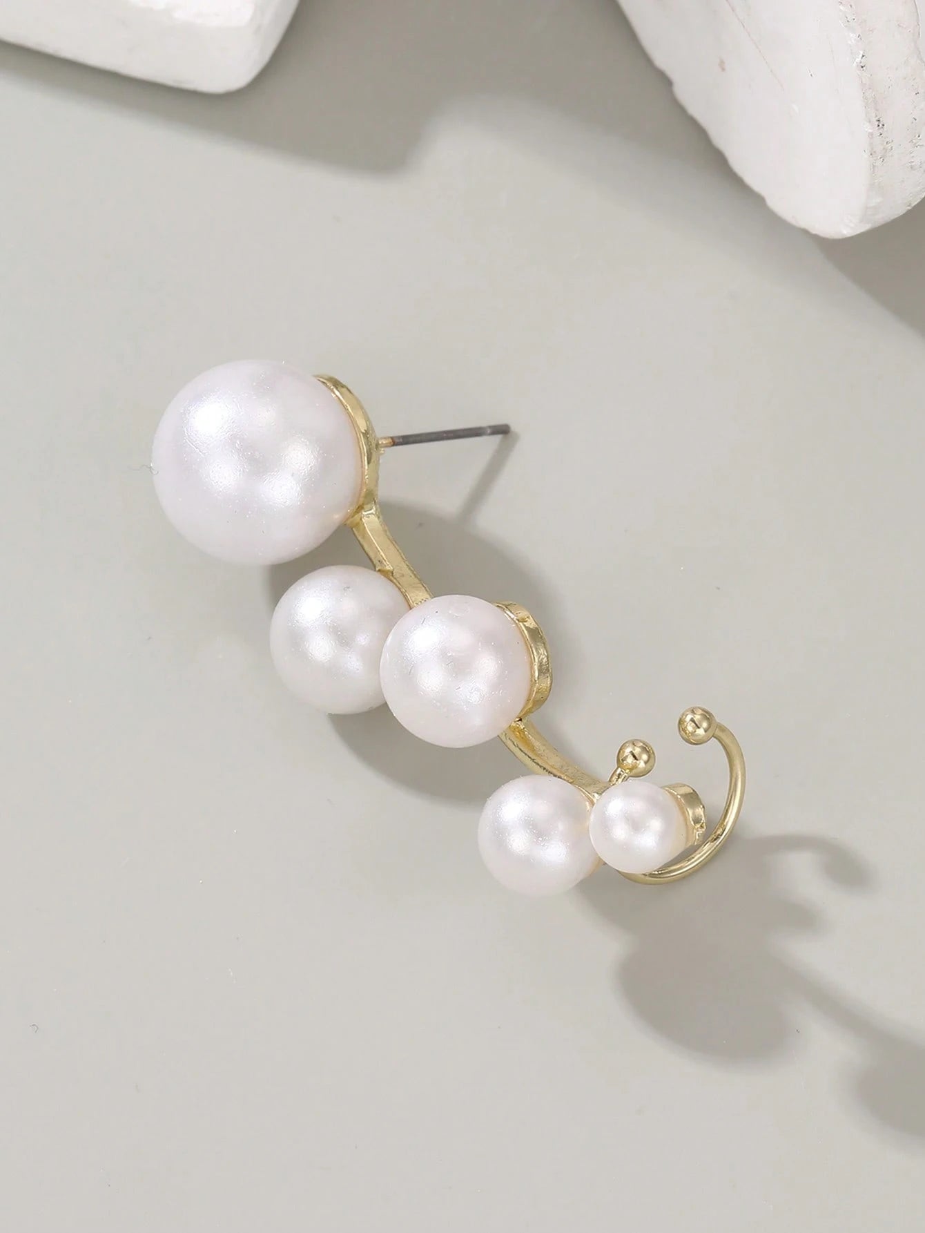 SHEIN 1pc Fashion Luxurious Faux Pearl Ear Cuff Clip