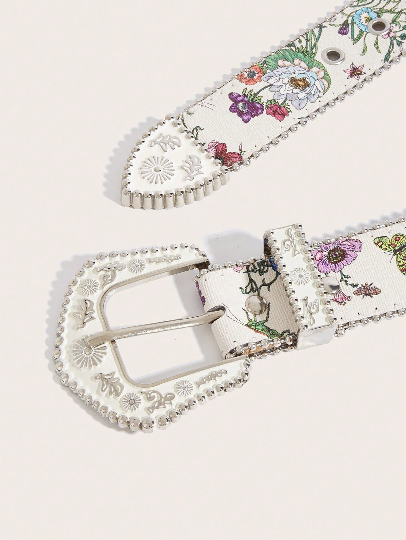 SHEIN 1pc Vintage Western Floral Embossed Women Leather Belt