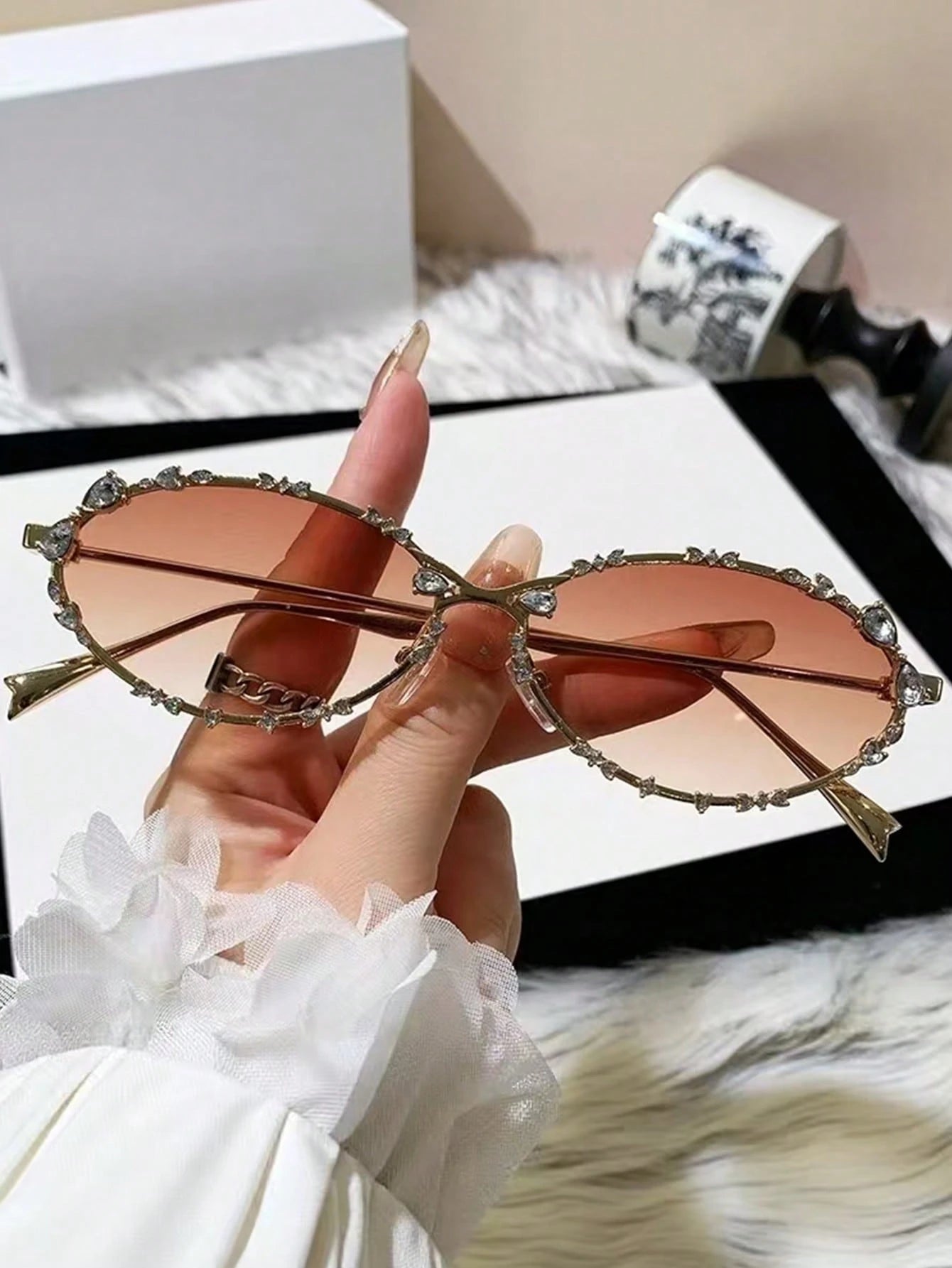 SHEIN 1 قطعة إطار معدني بيضاوي صغير أنيق وعصري بتصميم ألماس Y2K للنساء