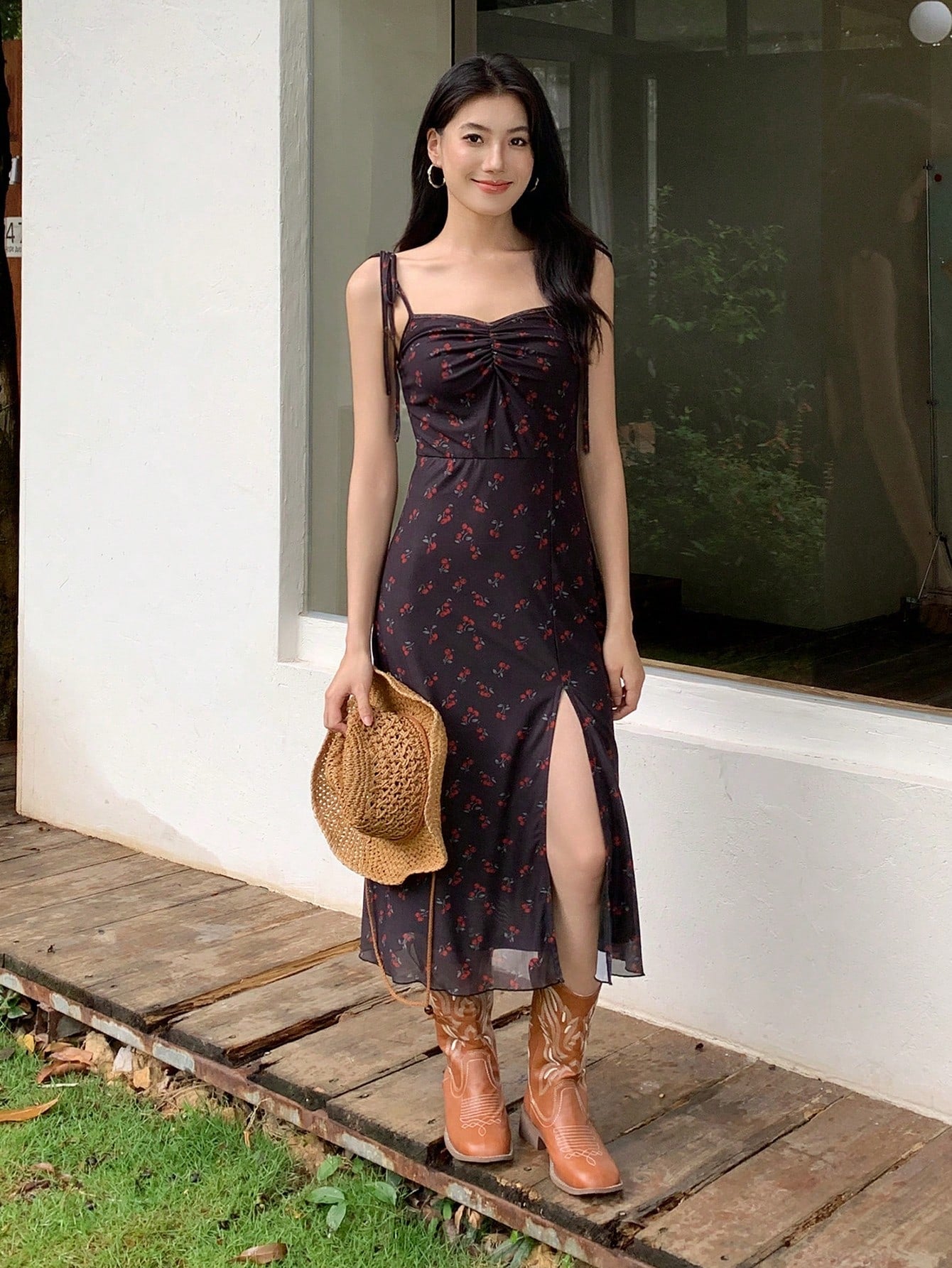 SHEIN Celisse 1pc Women High Thigh Split Floral Print Bodycon Slip Dress