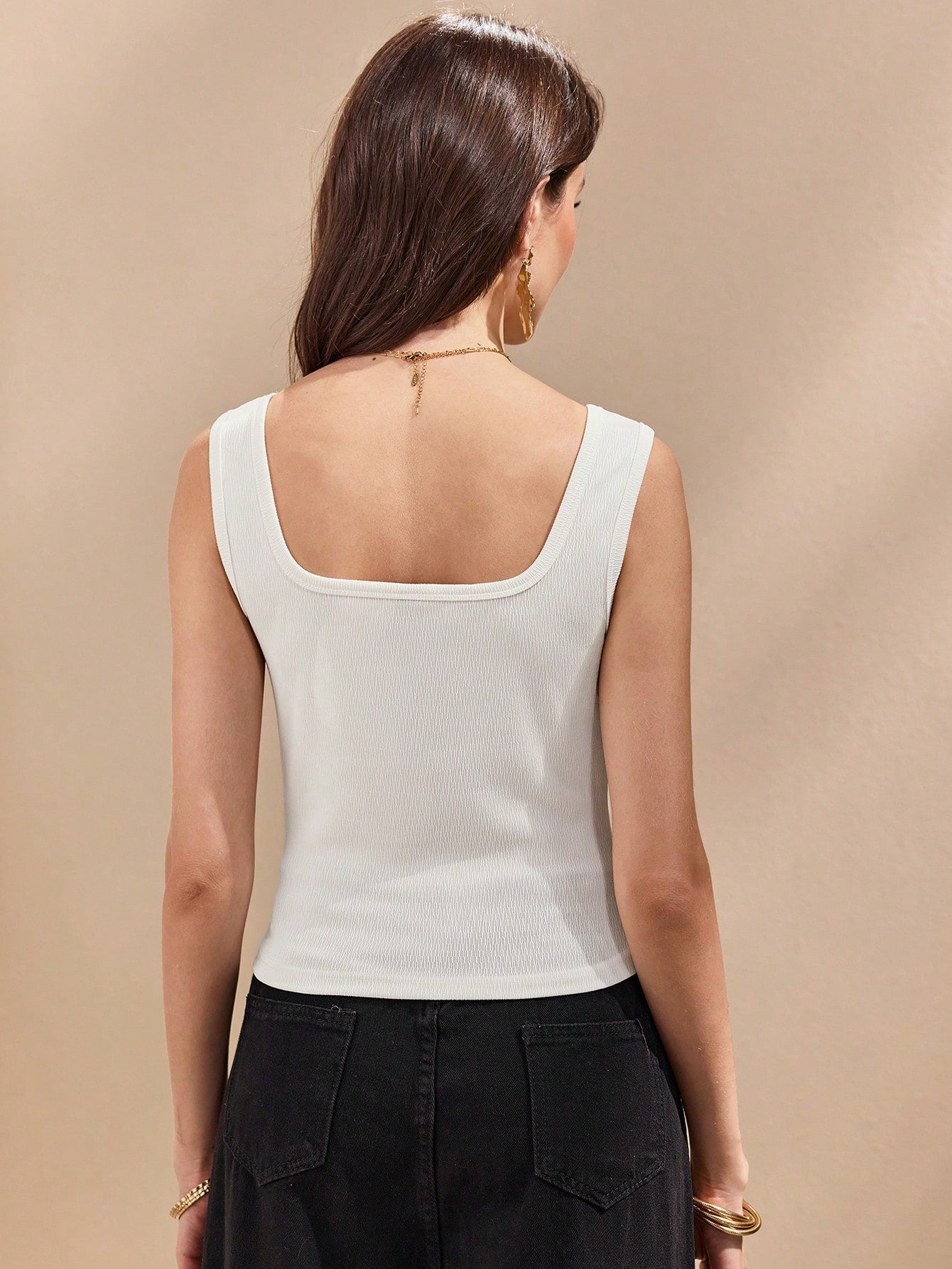 SHEIN Chiquease Women Casual Elegant Solid Color 3D Flower Decorated Tank Top