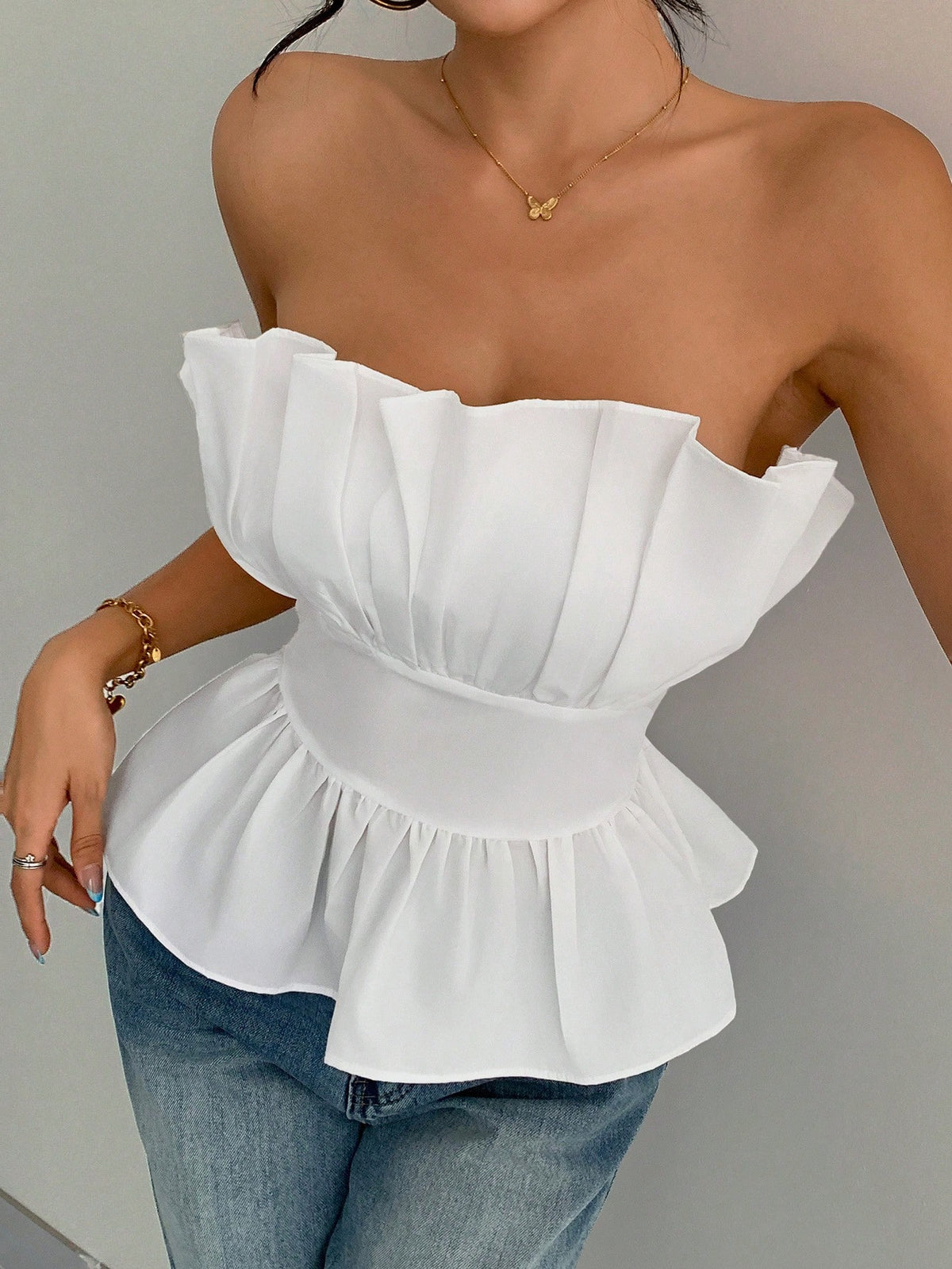 SHEIN INAWLY Off Shoulder Ruffled Hem Crop Top Peplum