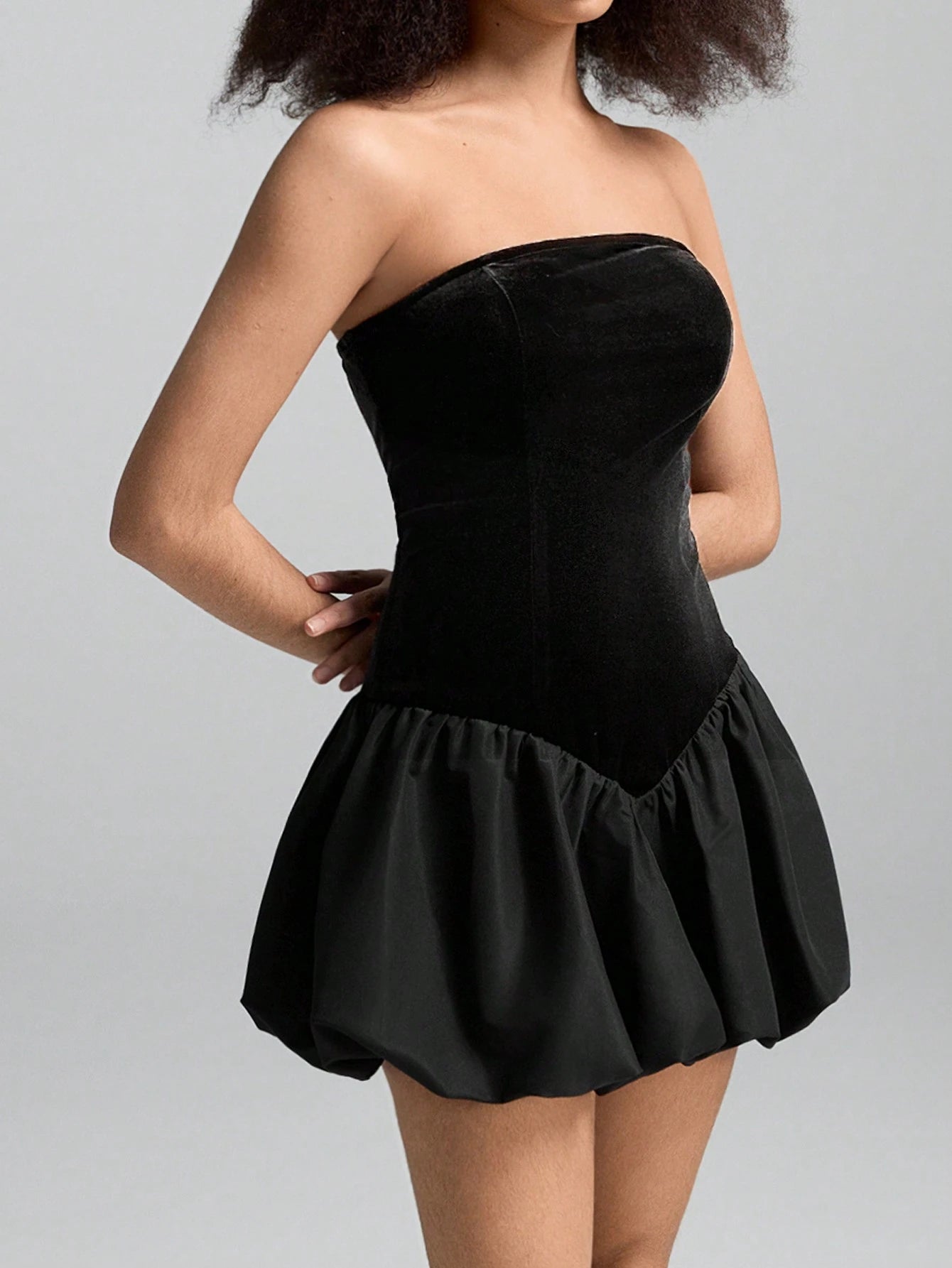 LYSMO Elegant Floral Patchwork Ruffle Hem Strapless Mini Dress