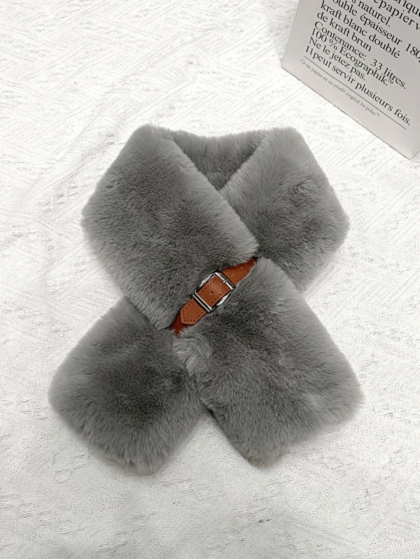 SHEIN  Buckle Decor Fluffy Scarf