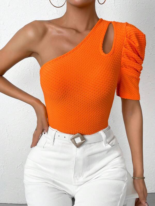 SHEIN Privé One Shoulder Cut Out Puff Sleeve Tee