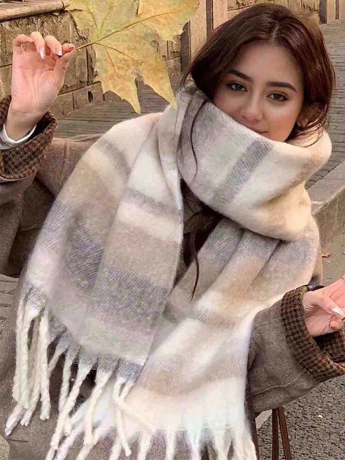  1 pc Small Plaid Scarf, Soft & Warm For Autumn/Winter Women BY SHEIN