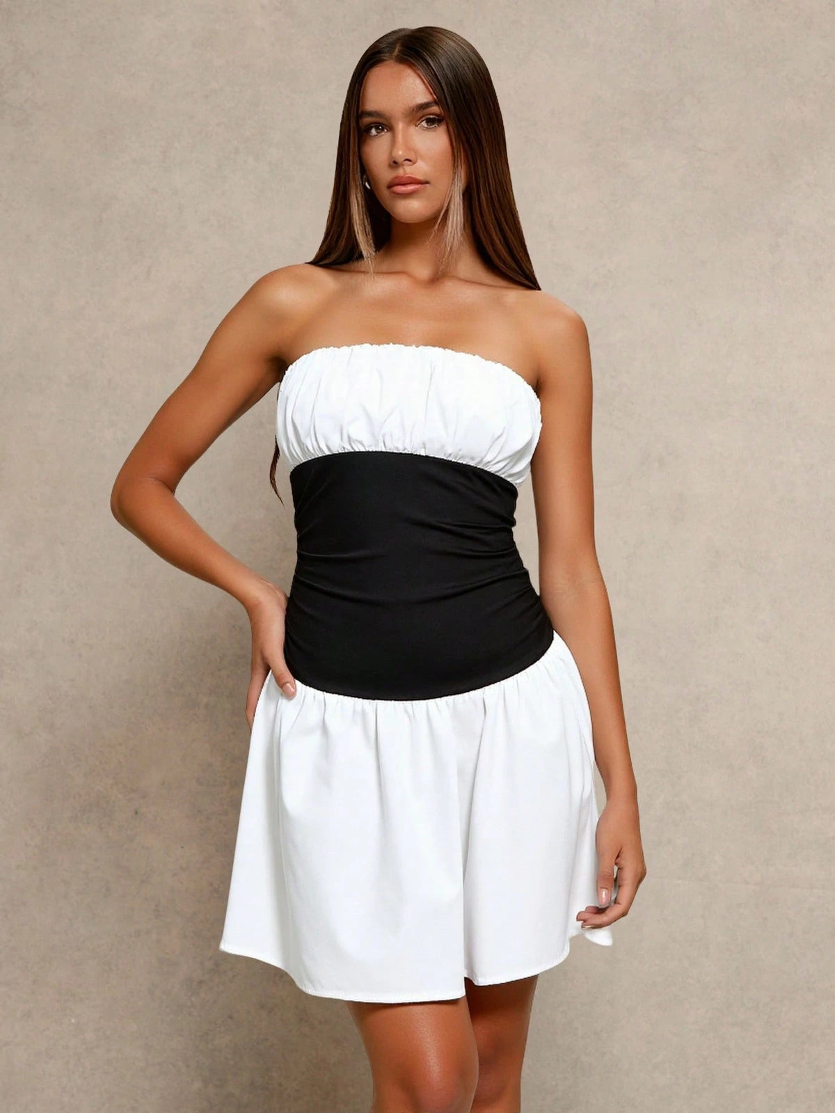 Glamine Contrast Strapless Ruched Short Dress For Women BY SHEIN  