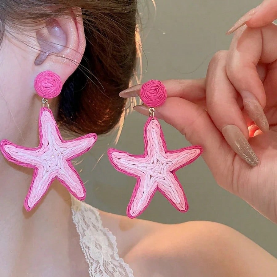 SHEIN Handmade Woven Raffia Starfish Earrings