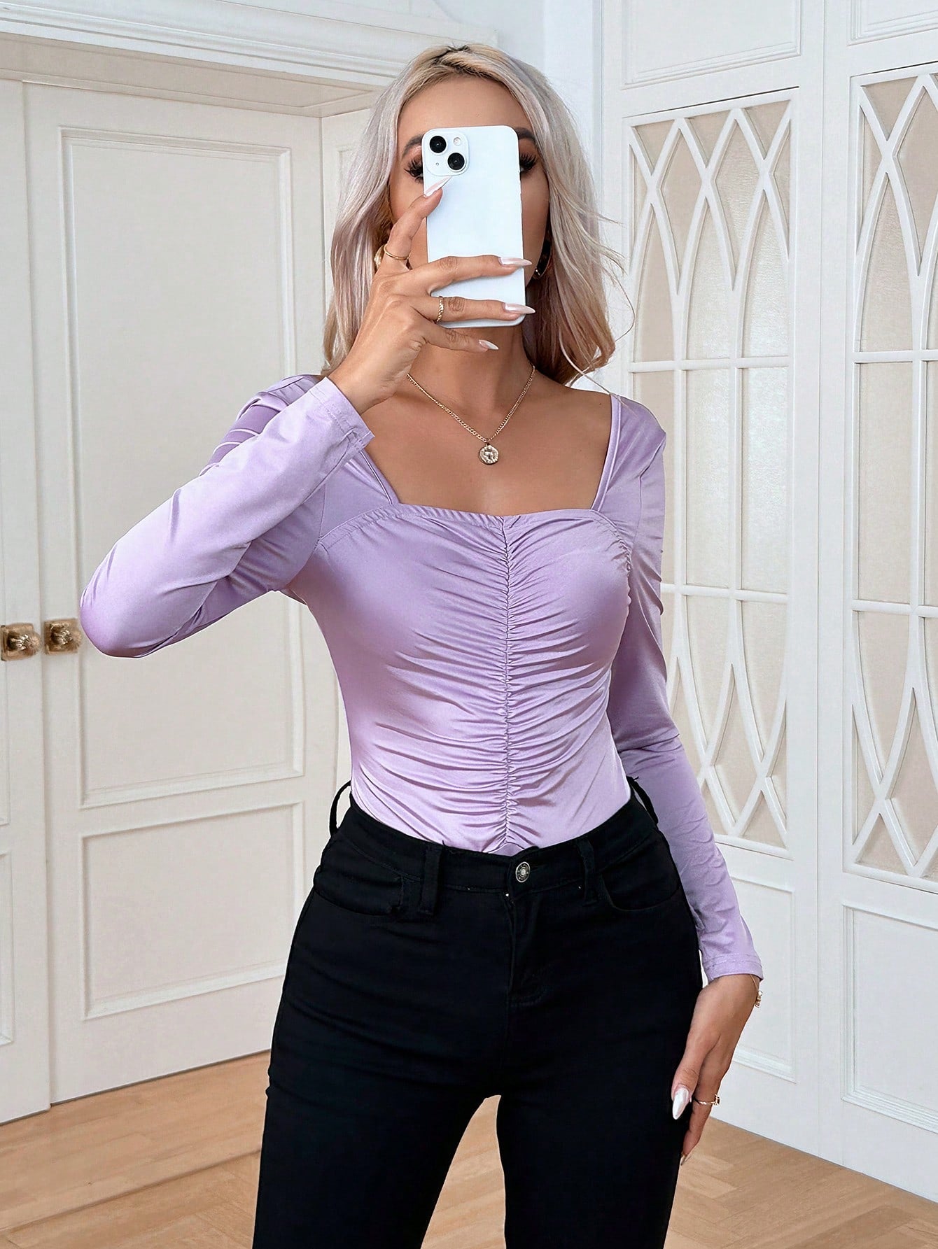 SHEIN Privé Sweetheart Neck Ruched Bodysuit