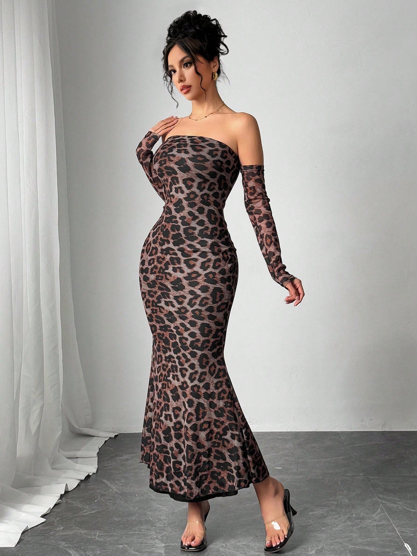 SHEIN Raffinéa Stylish Women's Slim Fitting Sexy Long Dress With Fish Tail Sleeve