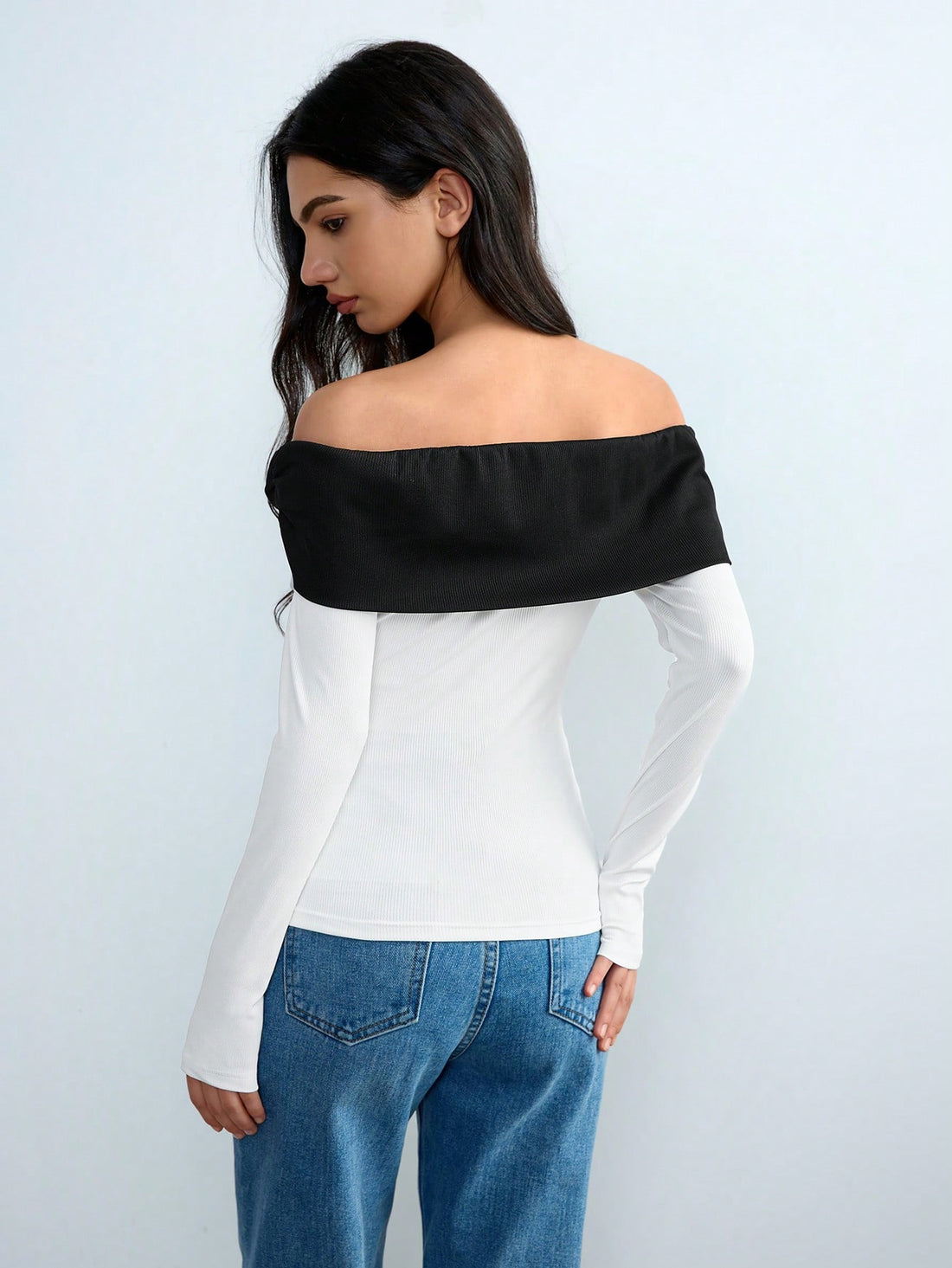SHEIN Unity Women's Elegant Off-The-Shoulder Contrast Color Long Sleeve T-Shirt - view 3