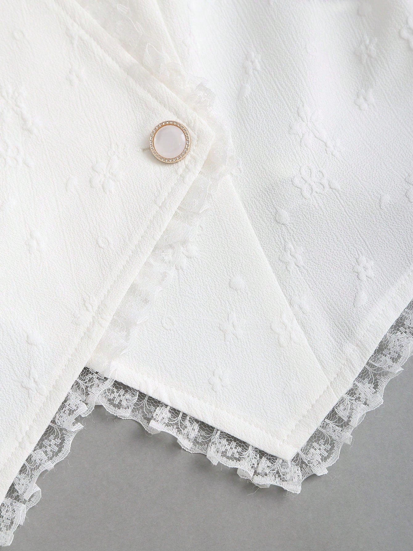 SHEIN Sweetra Premium Sleeveless Blazer Jacket For Women, Elegant Office Lace Patchwork Business Vest