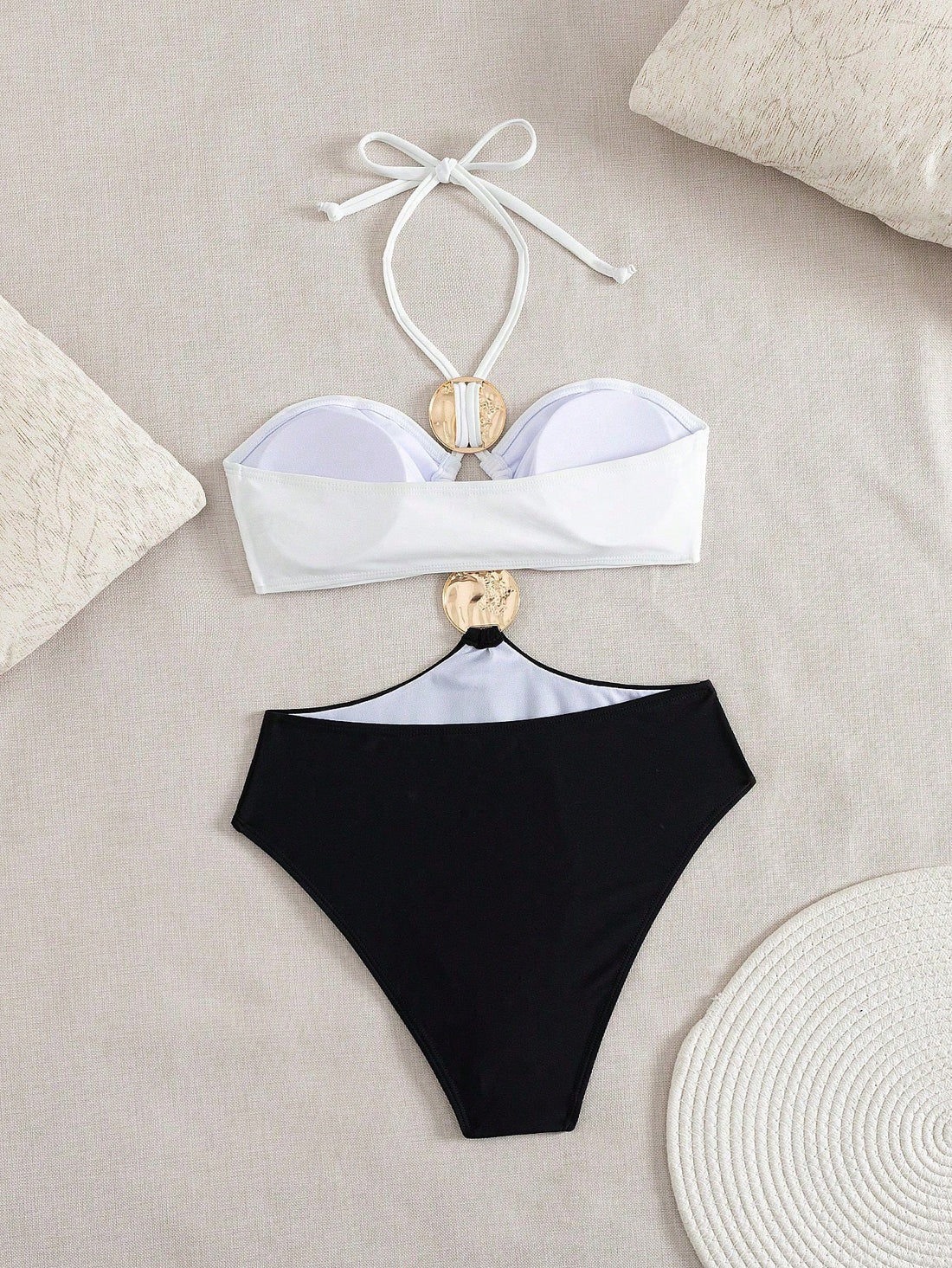 SHEIN Women's Solid Color Flat-Breasted Halter Metal Jewelry One-Piece - view 3