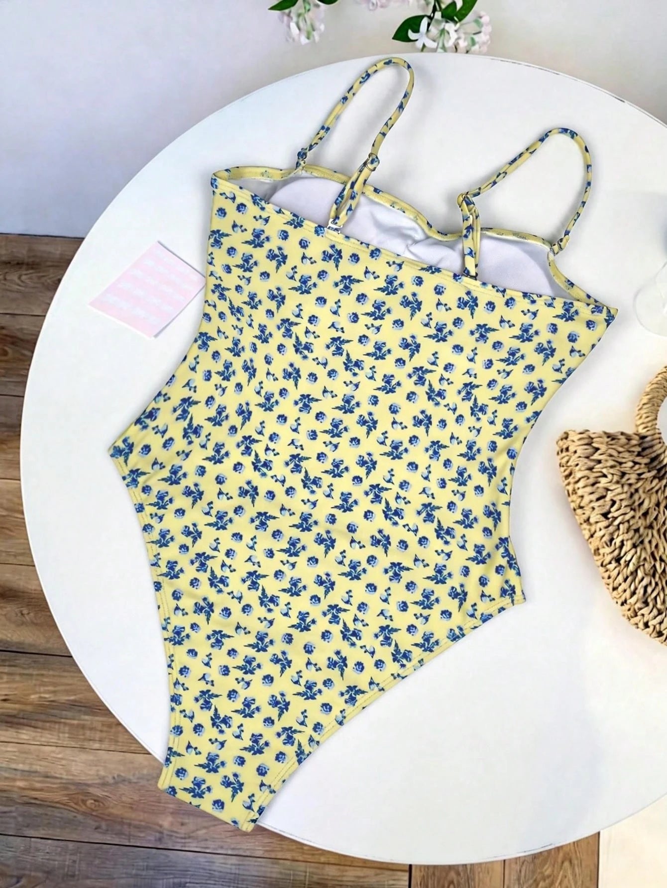 SHEIN Yellow Ditsy Floral 3D Flower Decor Strapless One-Piece Swimsuit, Sexy & Elegant Women's Summer Casual Beach Holiday Pool Party Fashion Swimwear