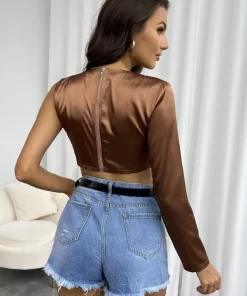 Alternative view of SHEIN  Zip Back Asymmetrical Hem Top