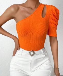 Alternative view of SHEIN Privé One Shoulder Cut Out Puff Sleeve Tee
