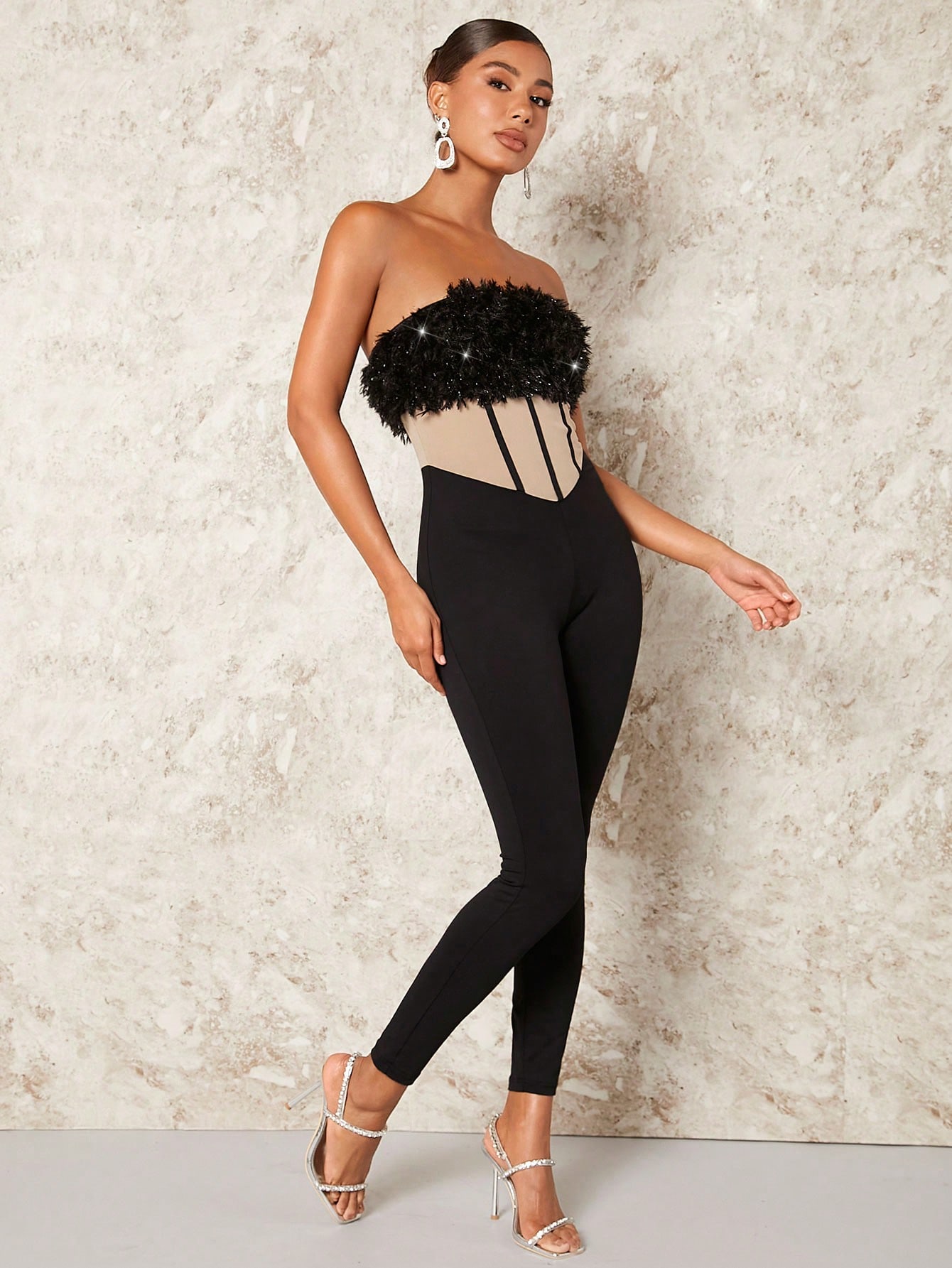 SHEIN BAE Fuzzy Trim Contrast Faux Fur Tube Unitard Jumpsuit - Image 4