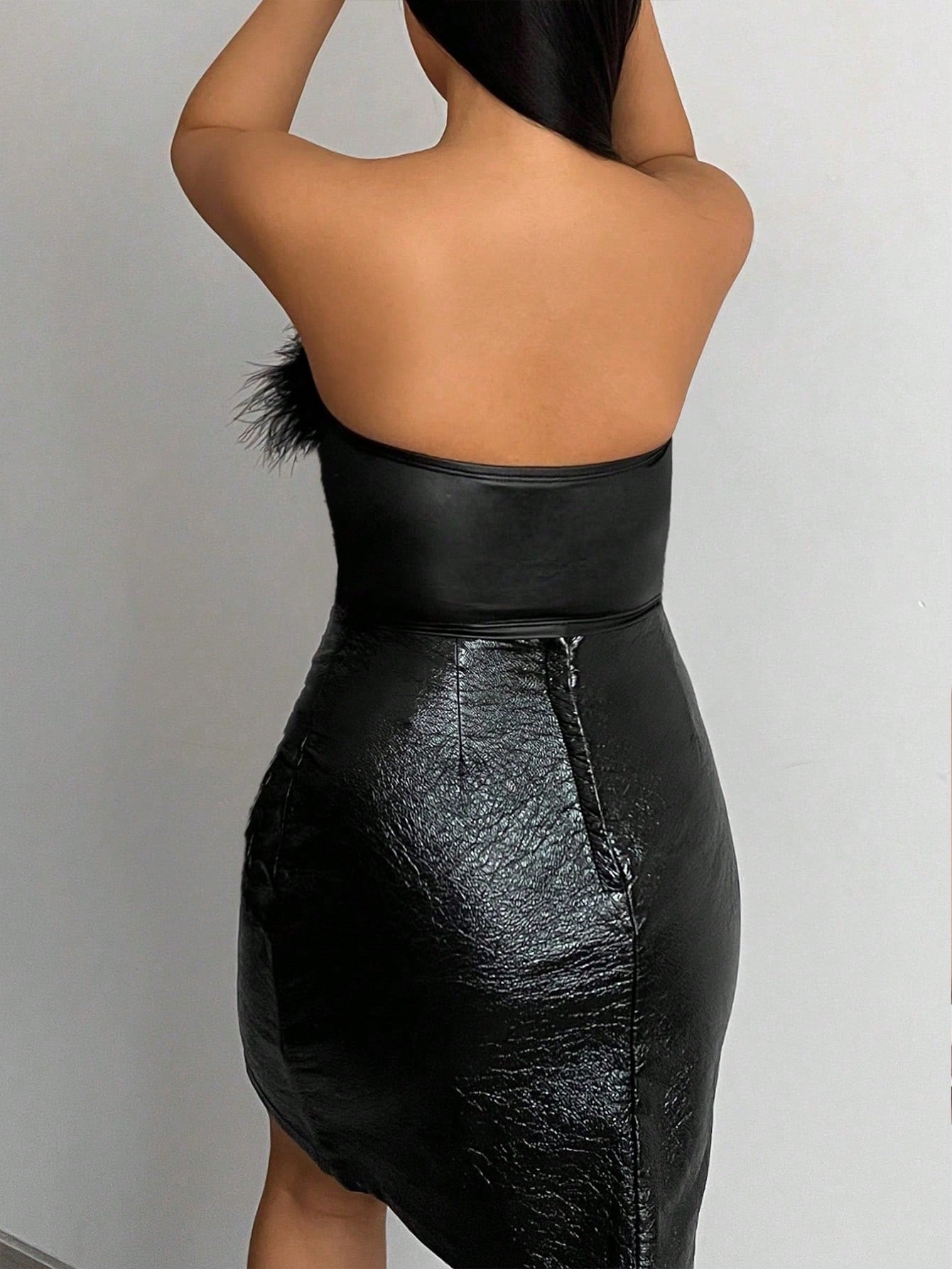 SHEIN SXY Fuzzy Trim Asymmetrical Hem PU Leather Tube Top - Image 2