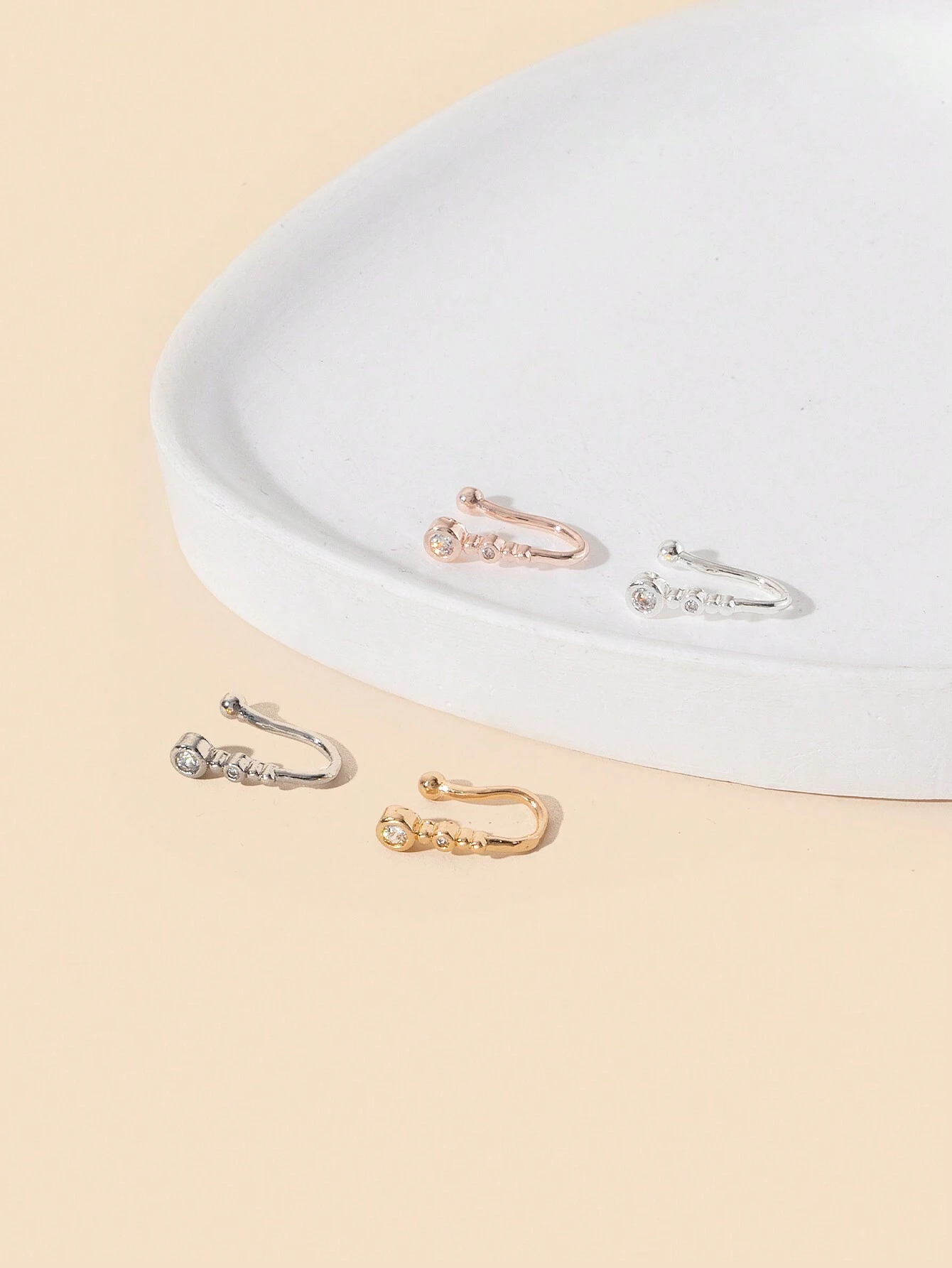 SHEIN 4-Piece Set/Charming Exquisite Copper Gourd Shape Artificial Zirconia False Puncture Non Perforated Nose Ring Women's Nightclub Party Birthday Gift - Image 3