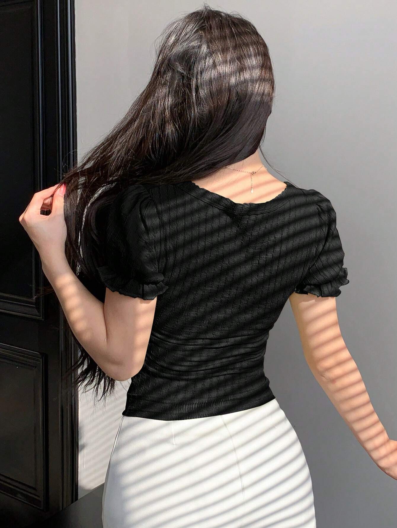 SHEIN Dazy Designer Women Summer Textured Square Neck Short Puff Sleeve Crop Tee - Image 3