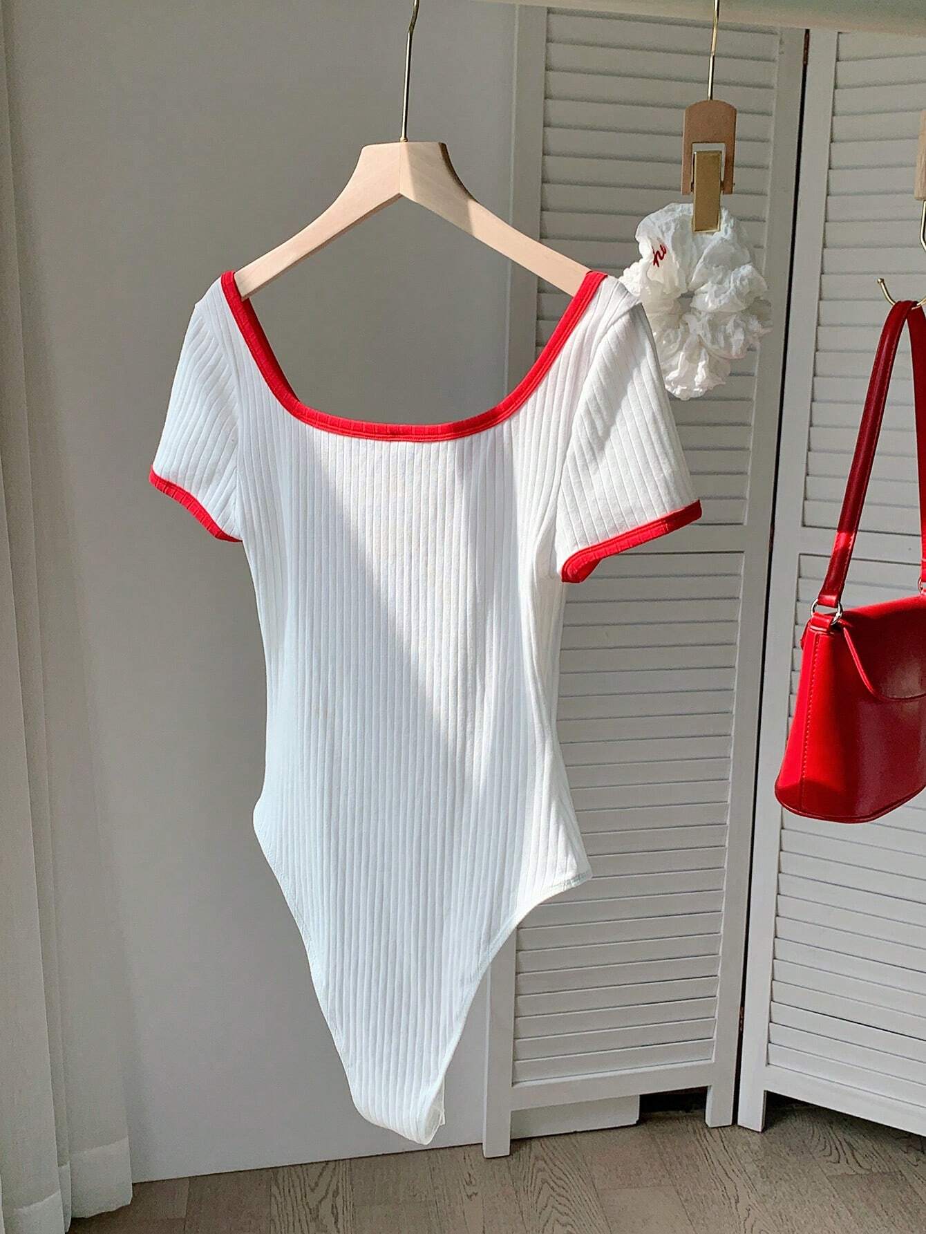 SHEIN EZwear Summer Casual Red And White Fruit Printed Bodysuit For Women