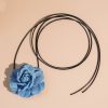 SHEIN 1pc Vacation Style Denim Flower Shaped Necklace