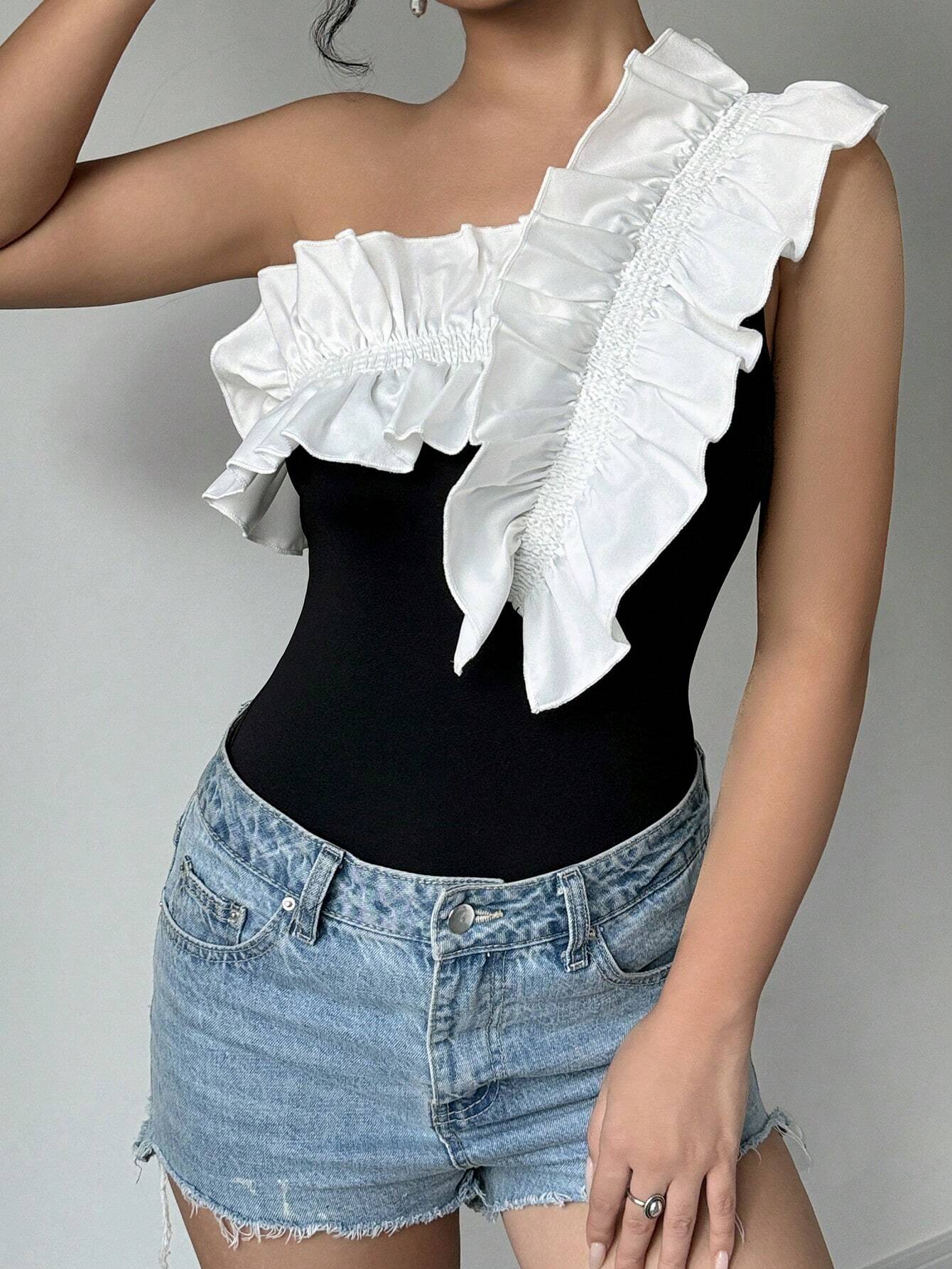 SHEIN Privé Women's Asymmetrical Neckline Ruffle Trimmed Slimming Elegant Bodysuit