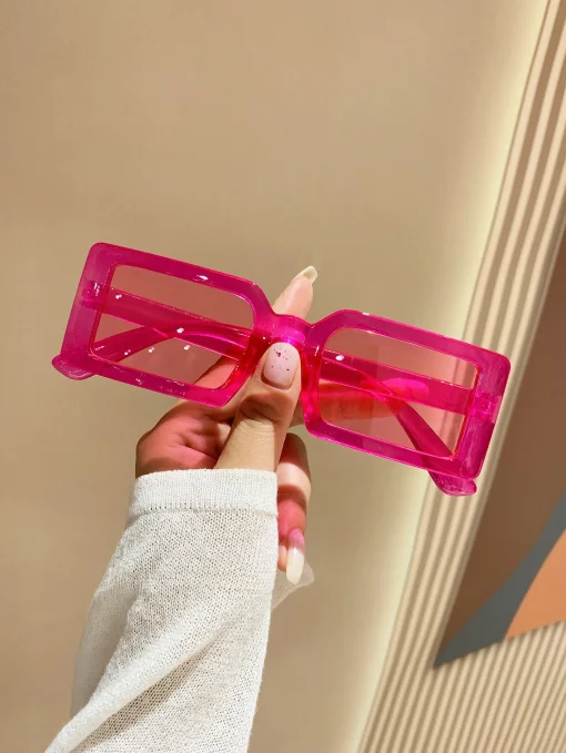 SHEIN Square Frame Sunglasses Cute Shades Beach Accessories