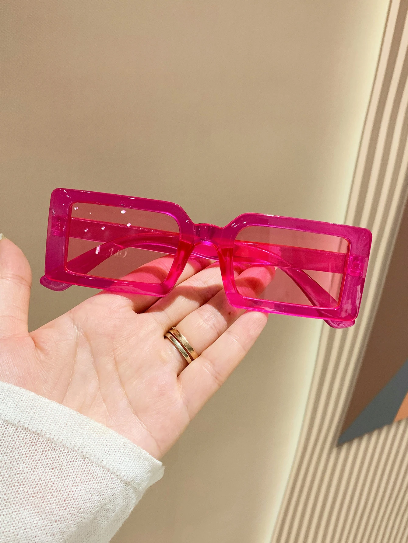 SHEIN Square Frame Sunglasses Cute Shades Beach Accessories