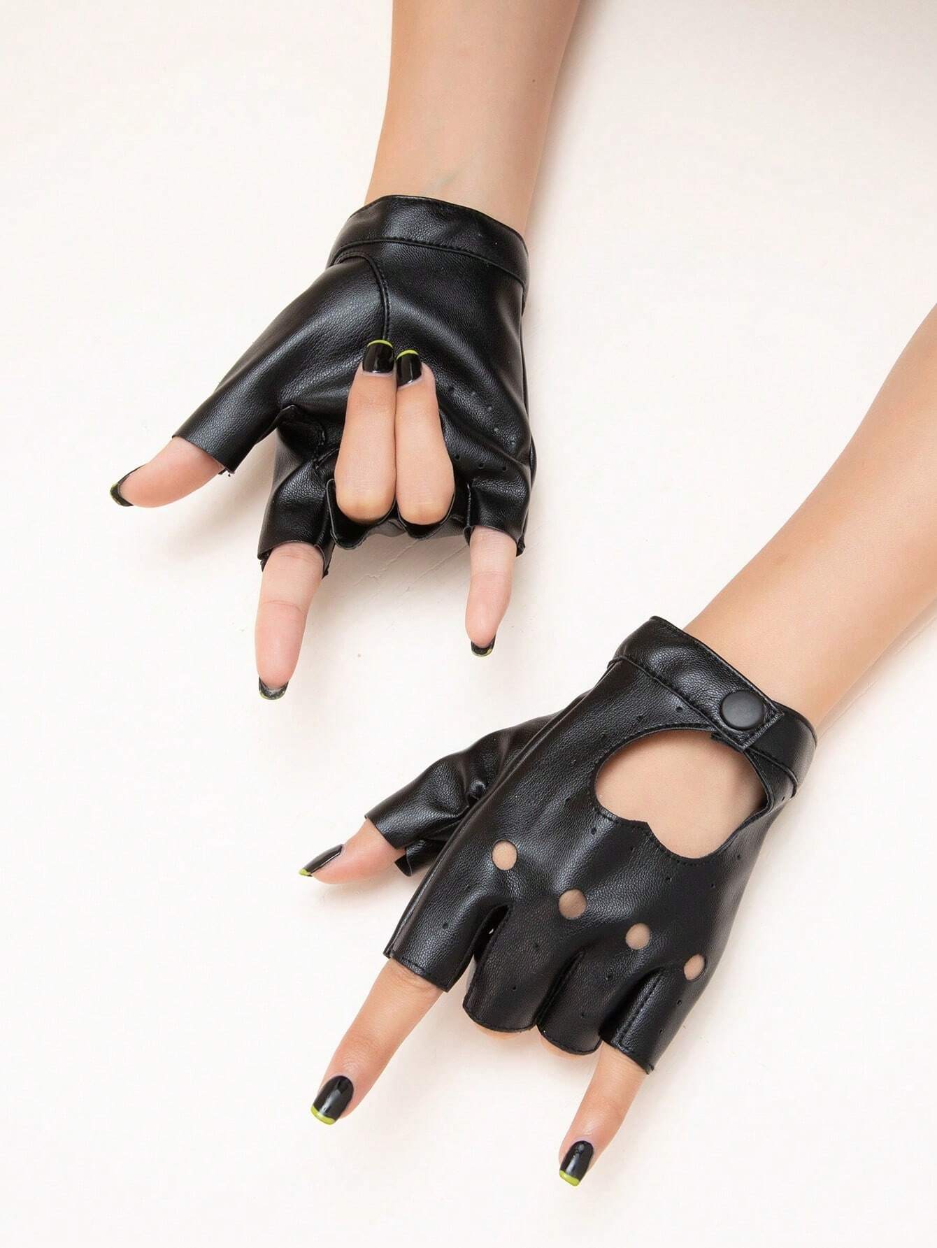 SHEIN 1 Pair Motorcycle Heart-Shaped PU Leather Gloves - Image 2