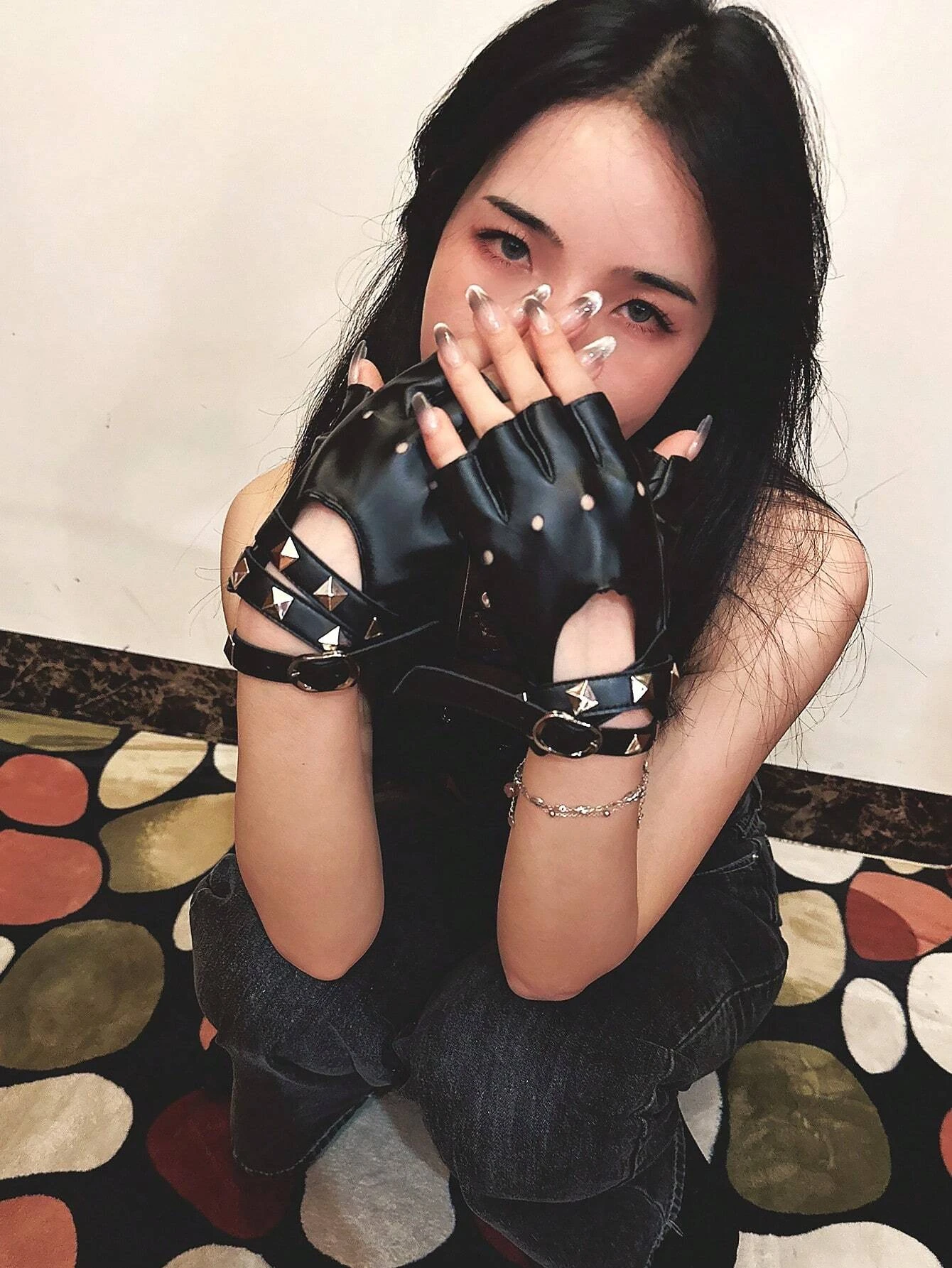 SHEIN 1pair Punk Rock Studded Open Finger Leather Gloves, Fashion Accessories For Music Festival And Party