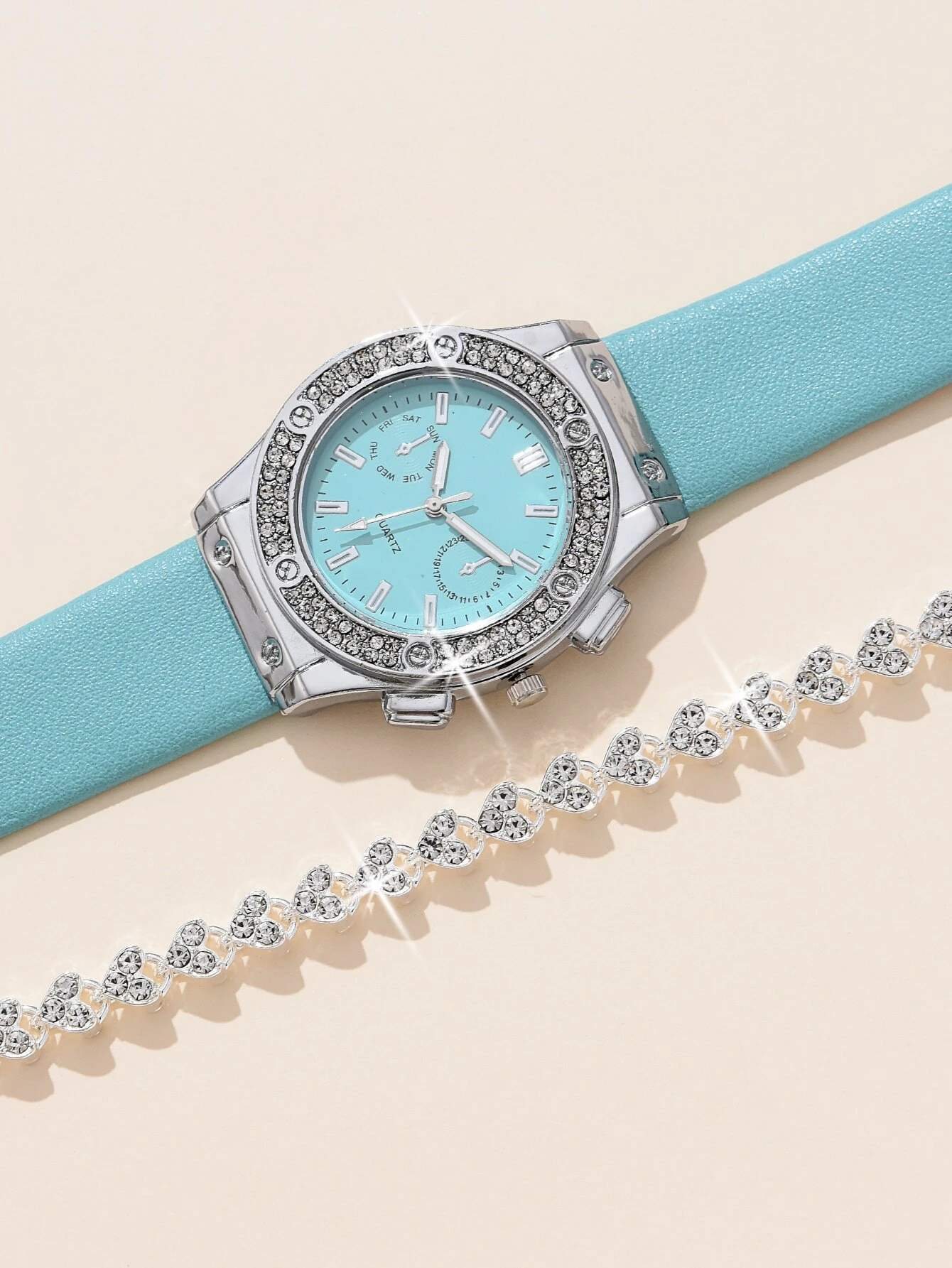 SHEIN 1pc Ladies Watch Rhinestone Decor Quartz Watch & 1pc Bracelet Holiday - Image 3