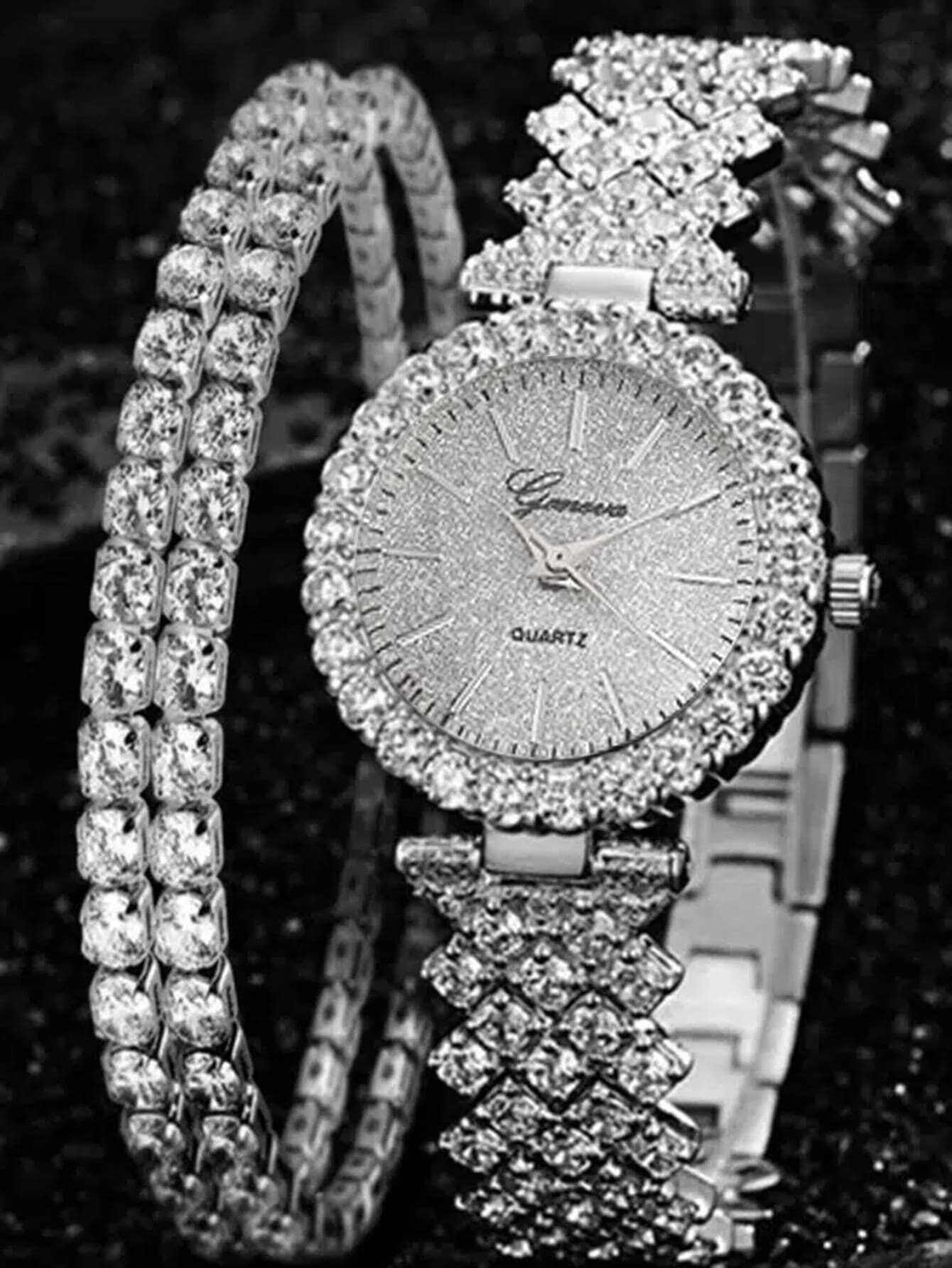 1pc Rhinestone Decor Quartz Watch & 2pcs Rhinestone Decor Bracelet Holiday