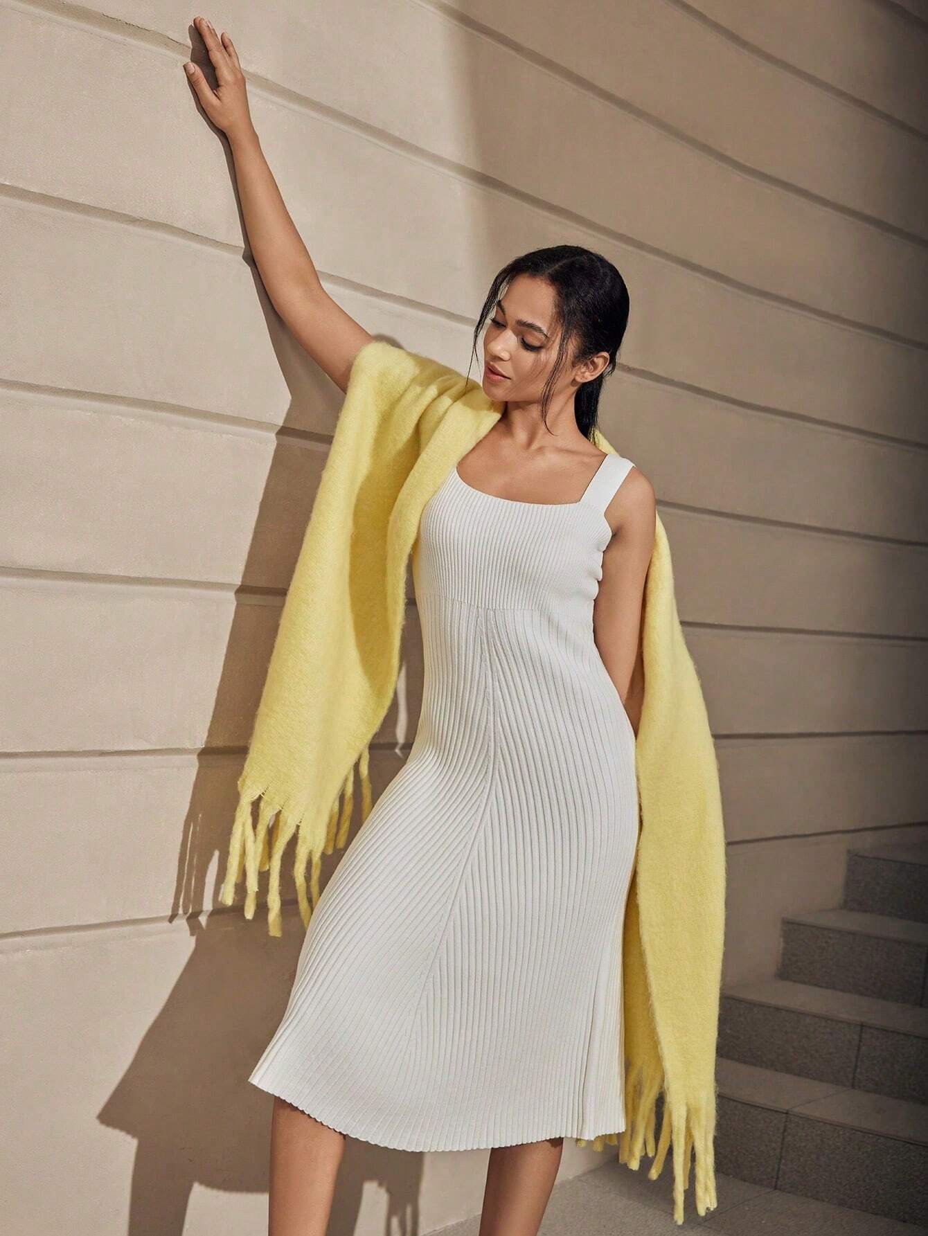 SHEIN 1pc Solid Women Scarf With Tassel Hem For Outdoor Activities, Windproof & Warm Shawl , Suitable For Daily Use Halloween - Image 3