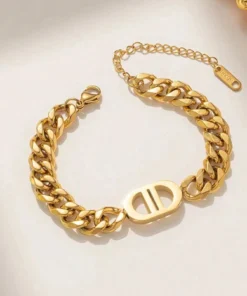 SHEIN 1pc Stainless Steel Personality Non-Fading Bracelet For Women, Suitable For Daily Wear