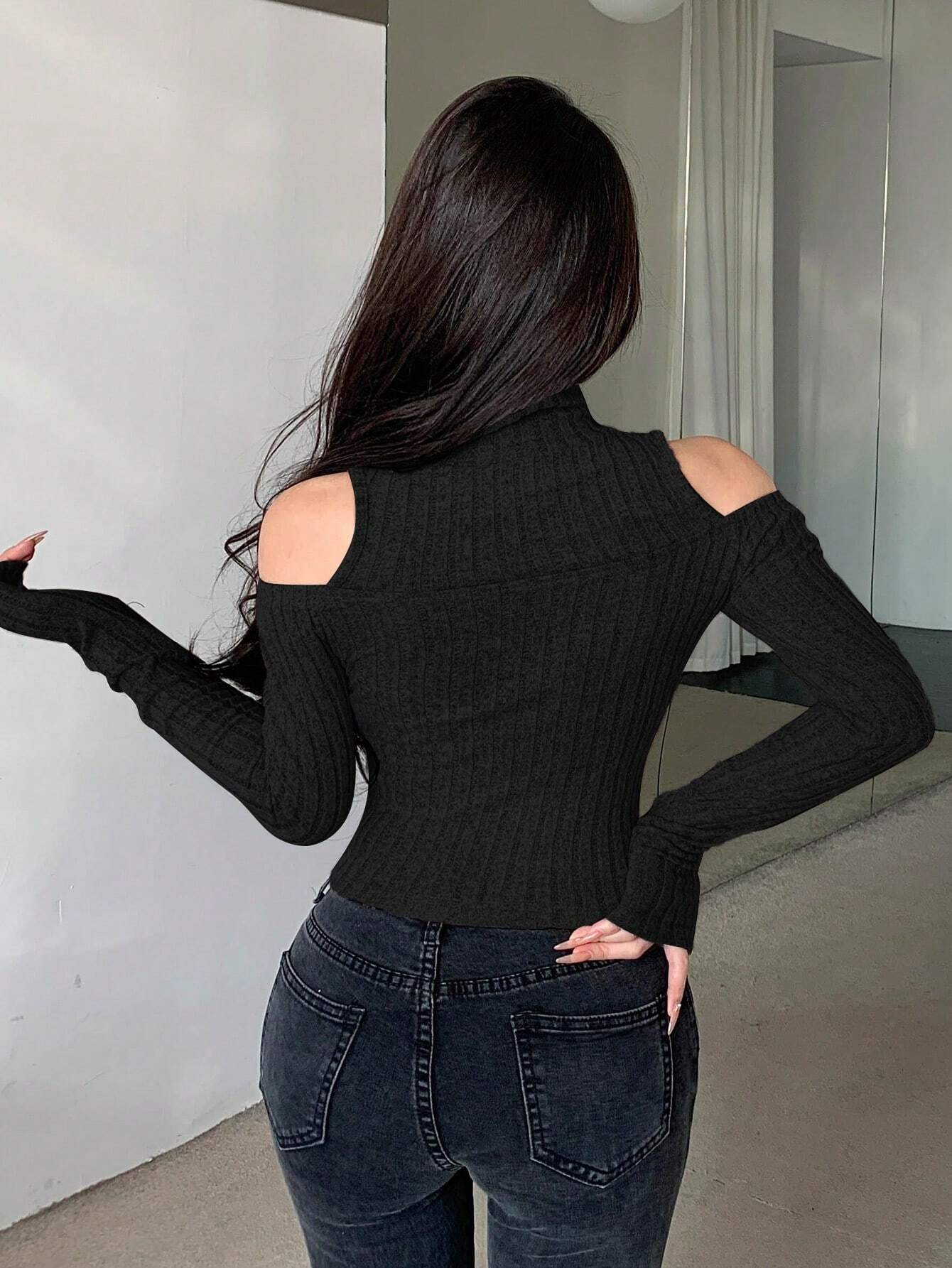 SHEIN Dazy Designer Women's Stand Collar Cold Shoulder Long Sleeve T-Shirt - Image 2