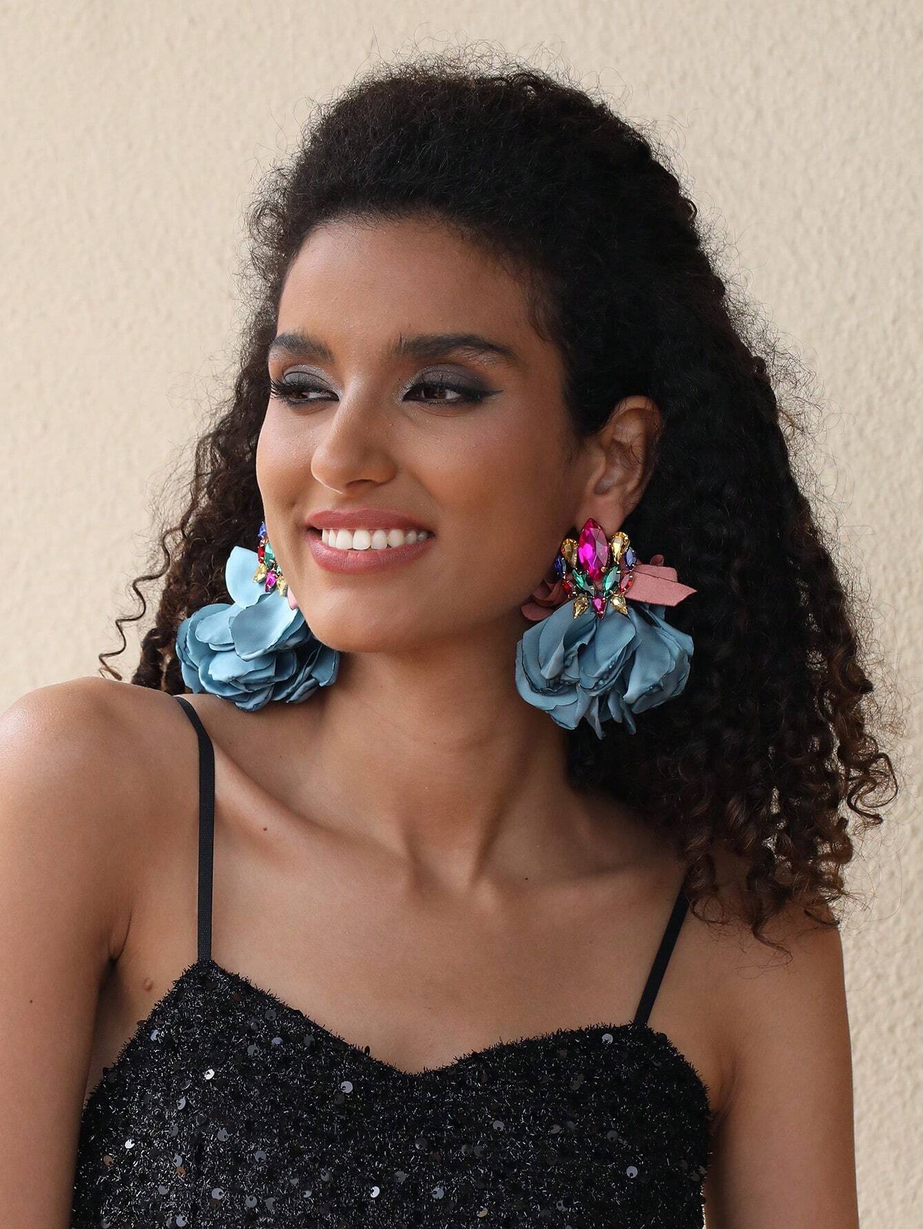 SHEIN 1 Pair Of Evening Rhinestone Flower Earrings Suitable For Ladies - Image 2
