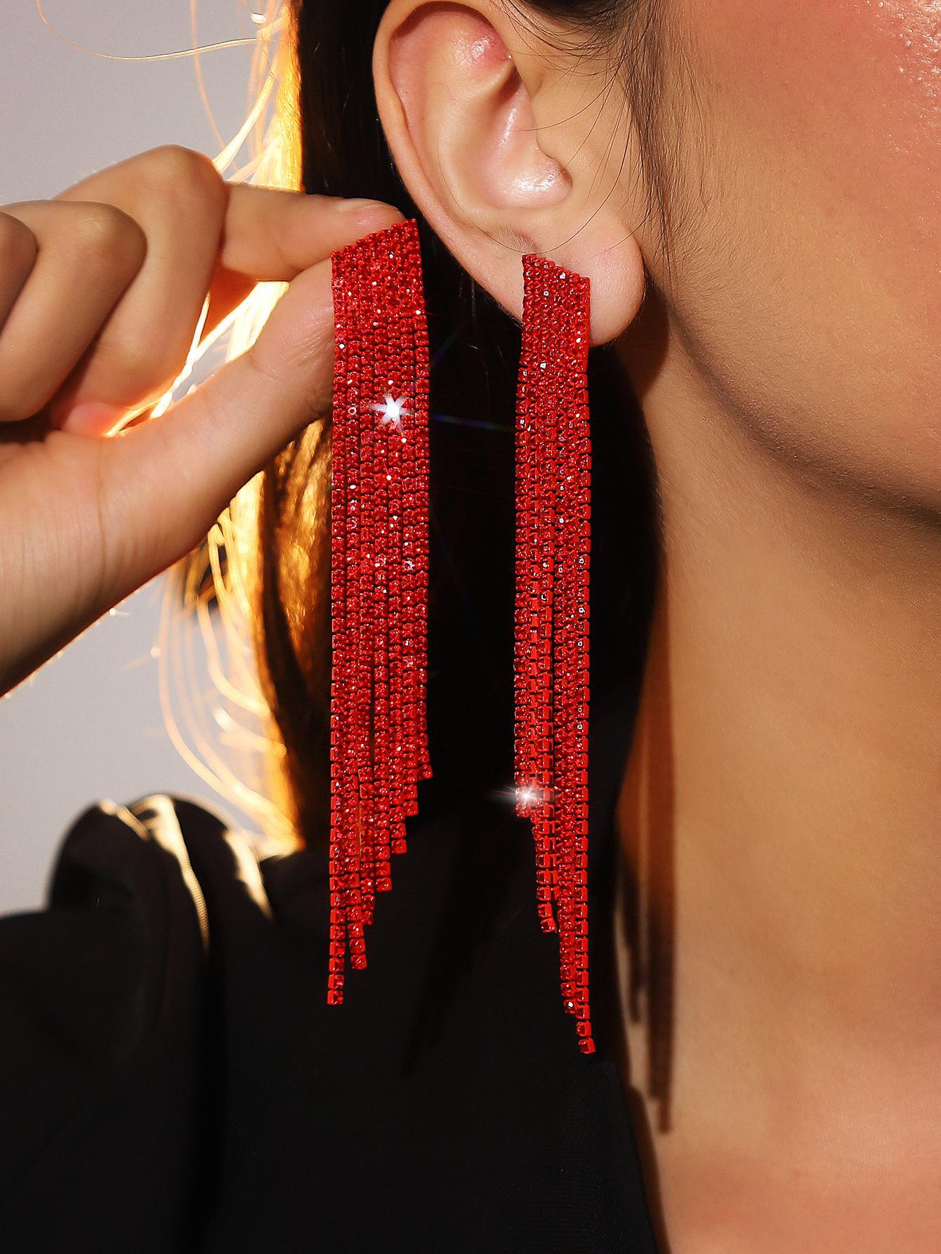 SHEIN Red Club Bar Tassel Artificial Crystal Earrings for Women 1pair