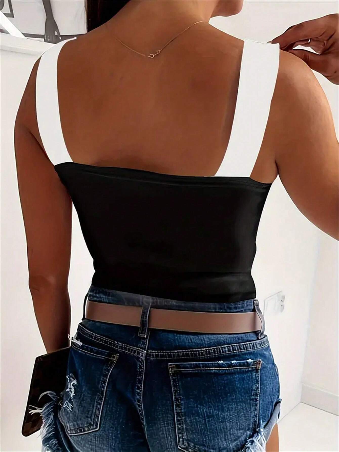 SHEIN Clasi Women's Summer Contrast Color Fitted Camisole - Image 2