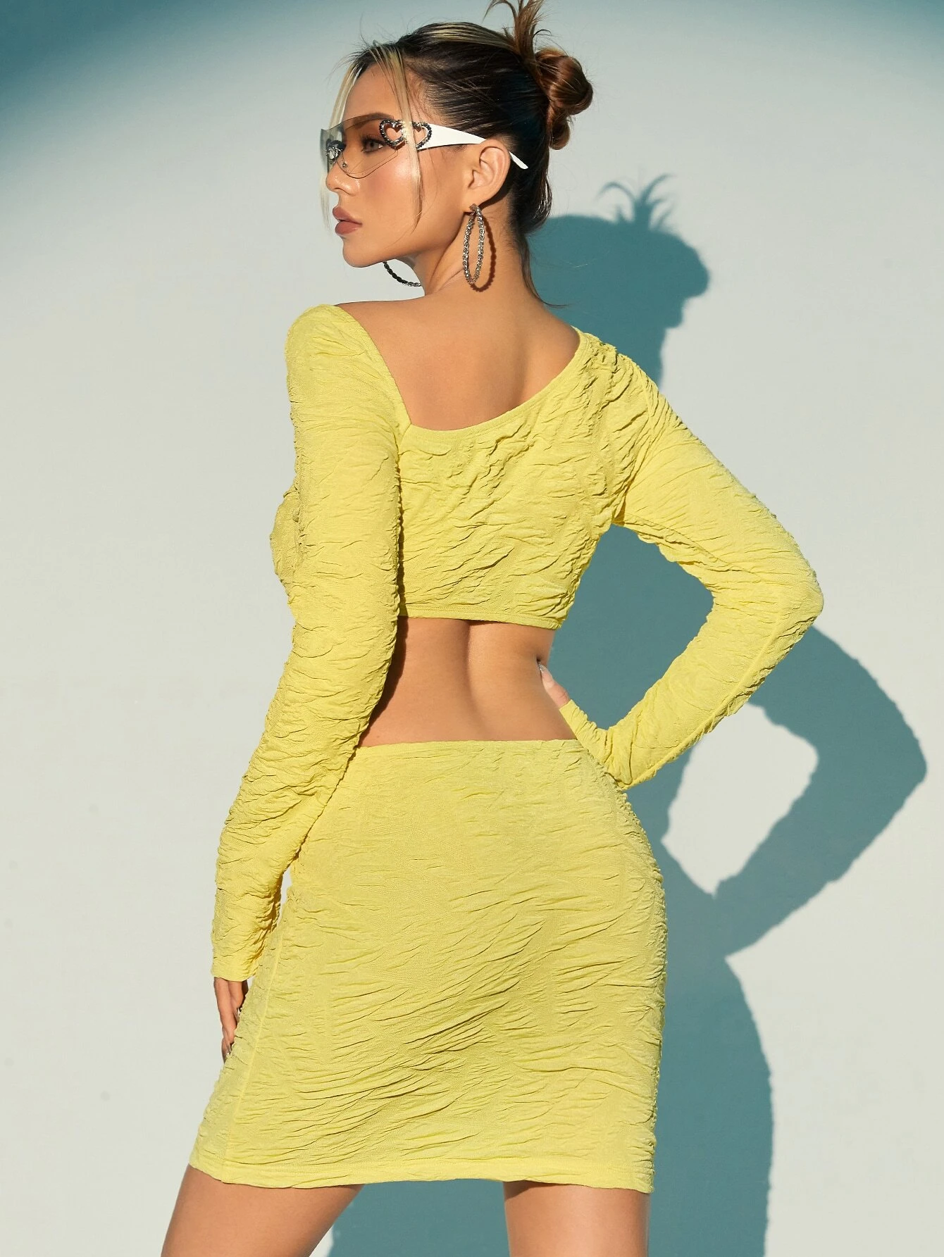 SHEIN X KeniaOs SHEIN ICON Cut Out Waist Ruched Bodycon Dress - Image 4