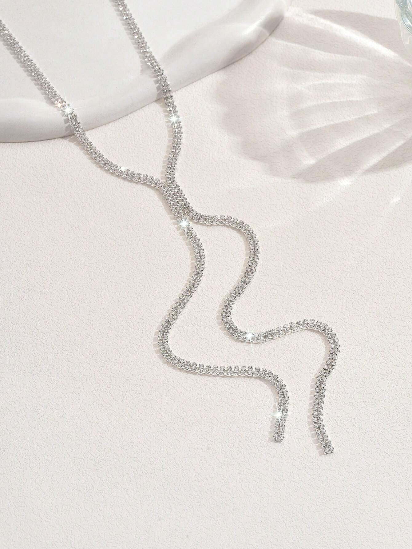 SHEIN Luxury Versatile Extra Long Crystal Clavicle Chain Necklace For Women - Image 4