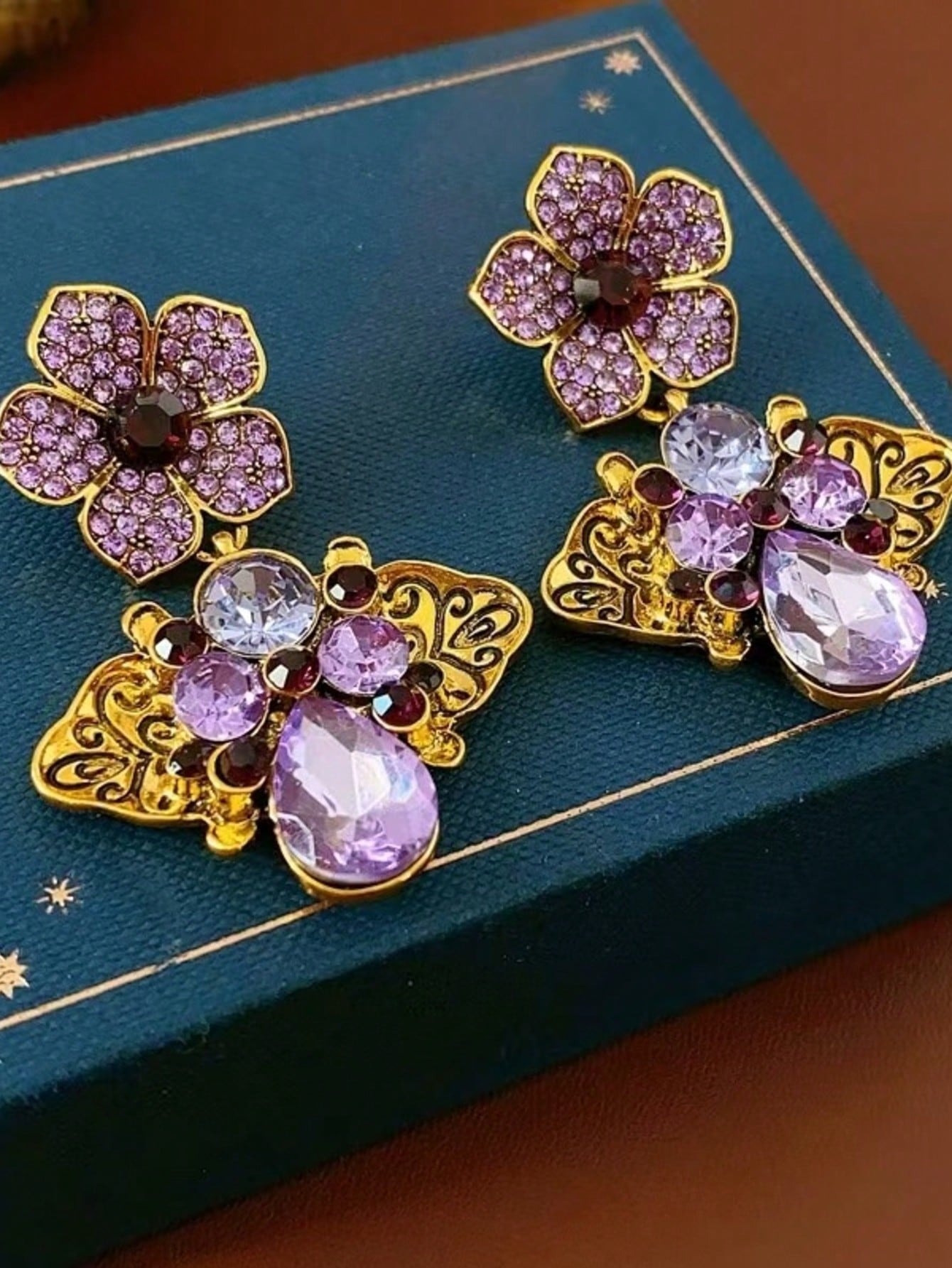 SHEIN 1 Pair Vintage Rhinestone Flower & Teardrop Earrings, Luxury Elegant Design For Women - Image 2