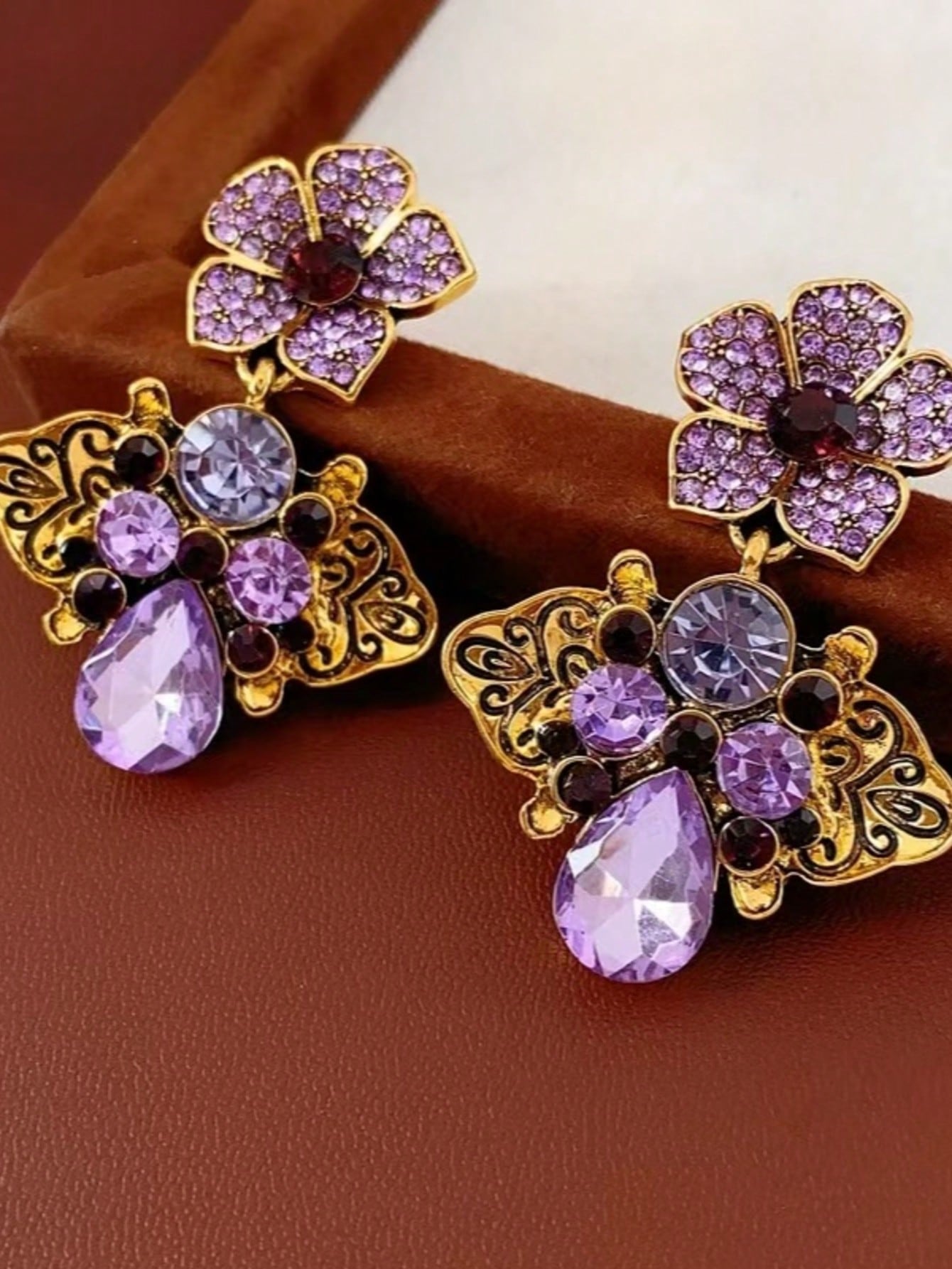 SHEIN 1 Pair Vintage Rhinestone Flower & Teardrop Earrings, Luxury Elegant Design For Women - Image 3