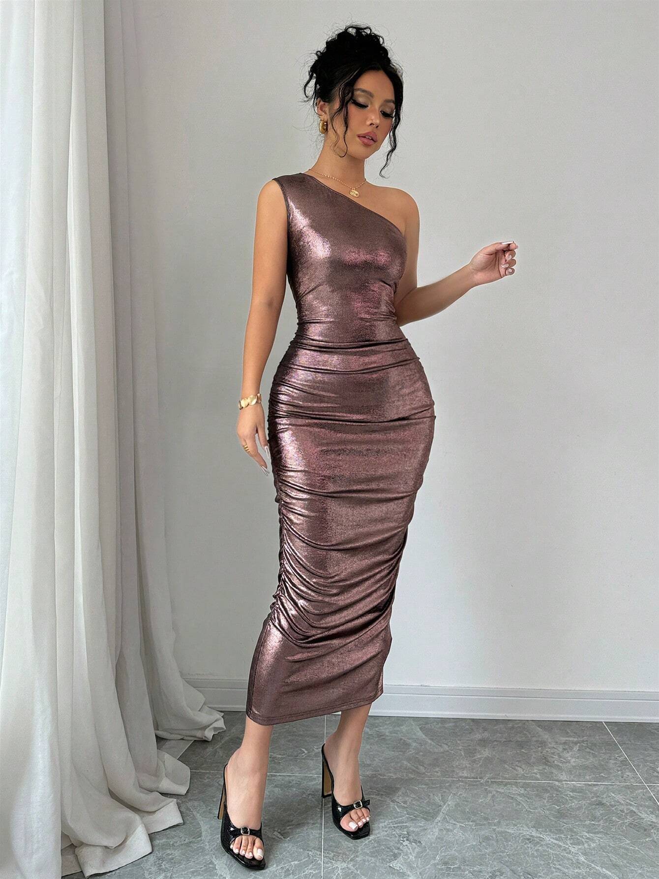 SHEIN Elenzga Form-Fitting Asymmetrical Shoulder Ruched Shiny Dress Maxi Women Outfit - Image 4