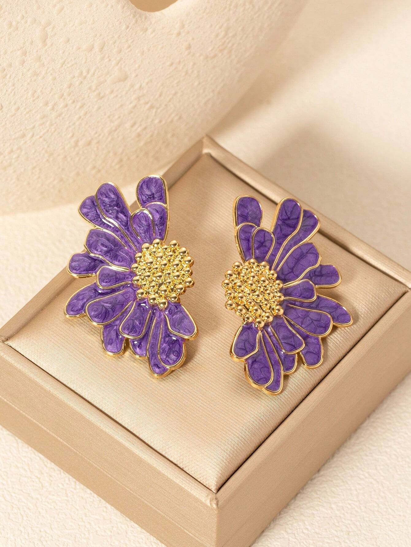 SHEIN Retro Enamel Metal Petal Floral Drop Earrings For Daily Wear