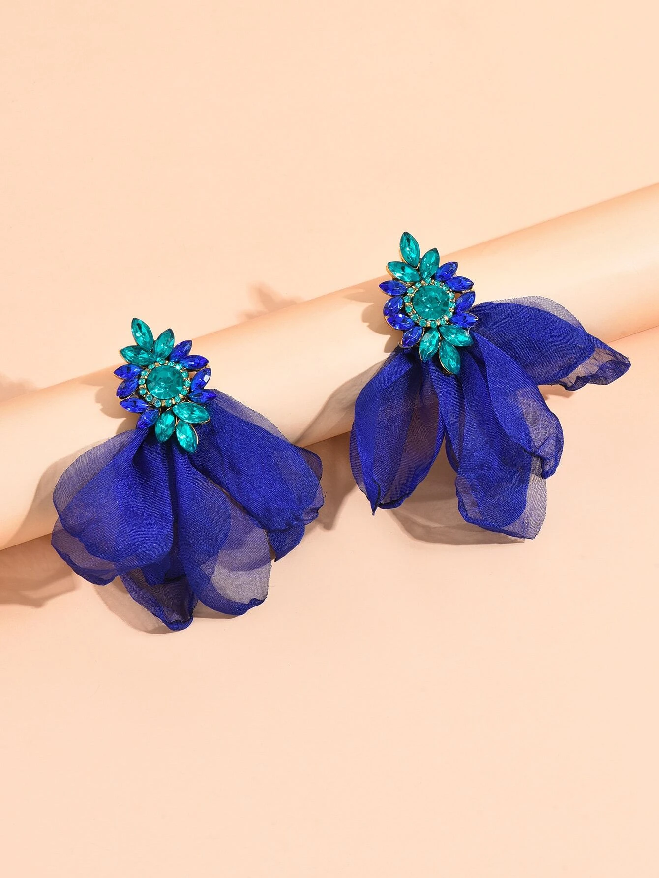 SHEIN Rhinestone & Flower Decor Drop Earrings Valentines - Image 4