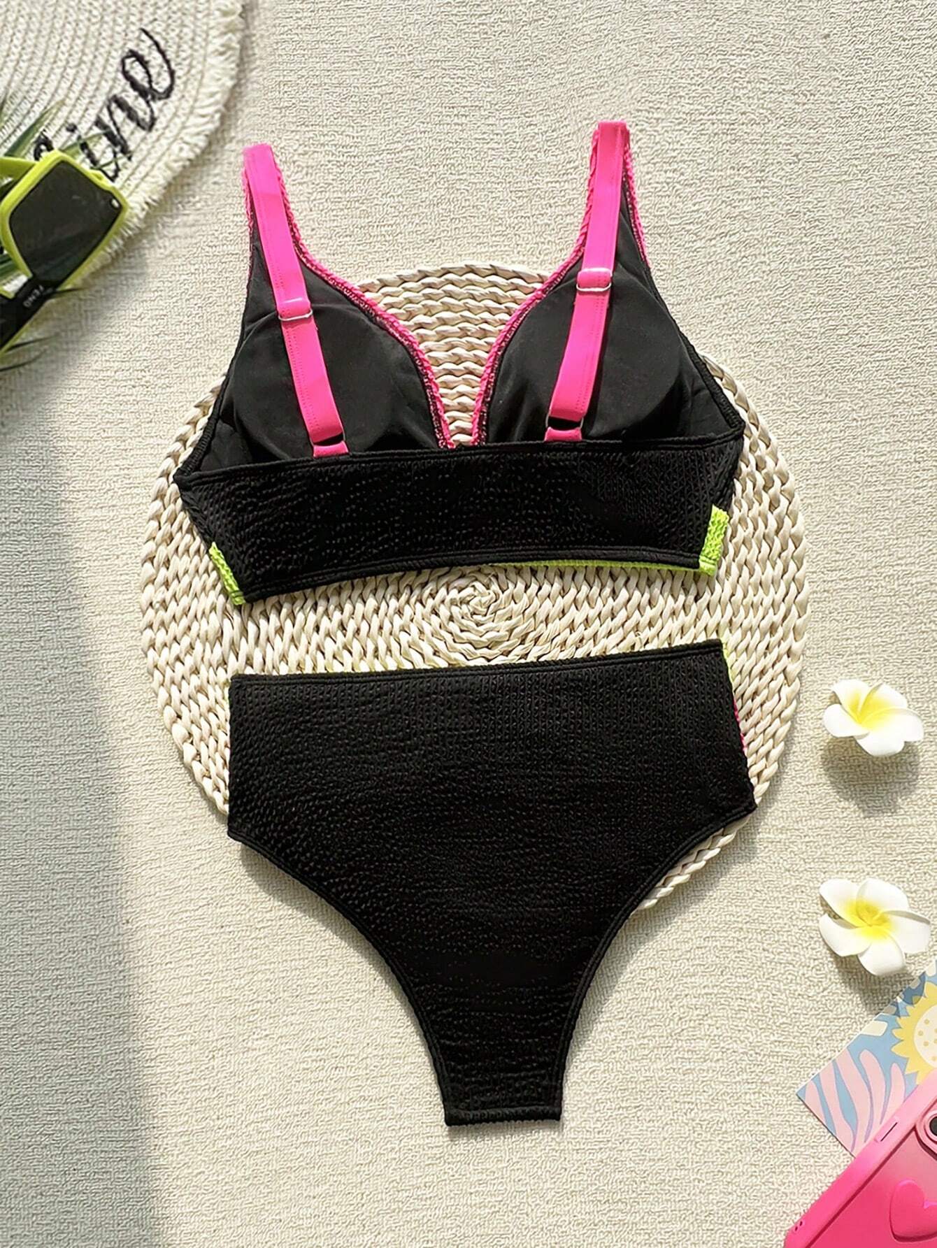 SHEIN Women Vacation Thick Strap V-Neck Sexy Contrast Color Crop Top & High Waist Bottom - Image 4